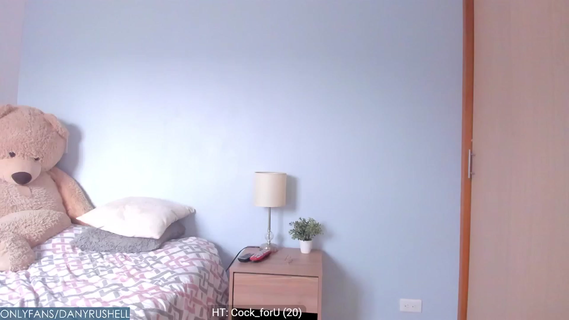 Gallery image thumbnail from NataliaMFC_'s myfreecams stream on, 07/13/2024, 24:05 image 2 of 20