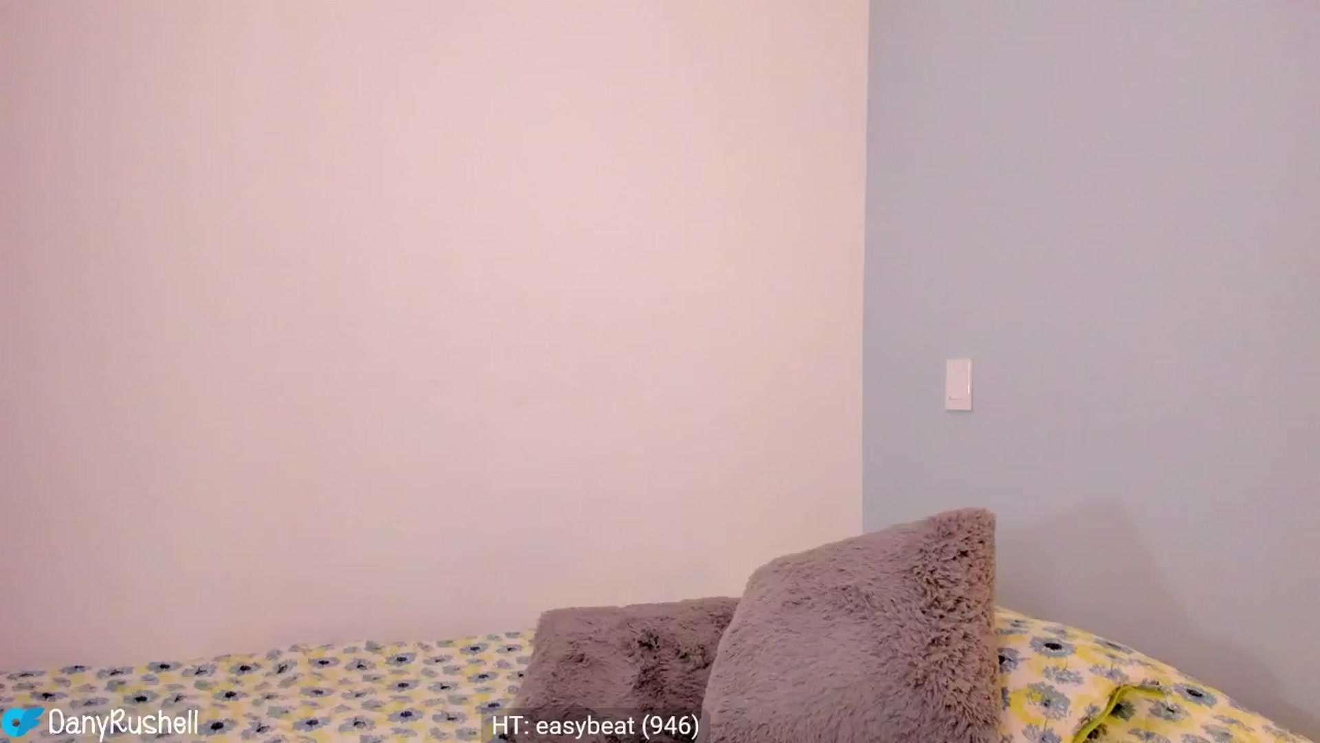 Gallery image thumbnail from NataliaMFC_'s myfreecams stream on, 12/14/2024, 06:59 image 2 of 20