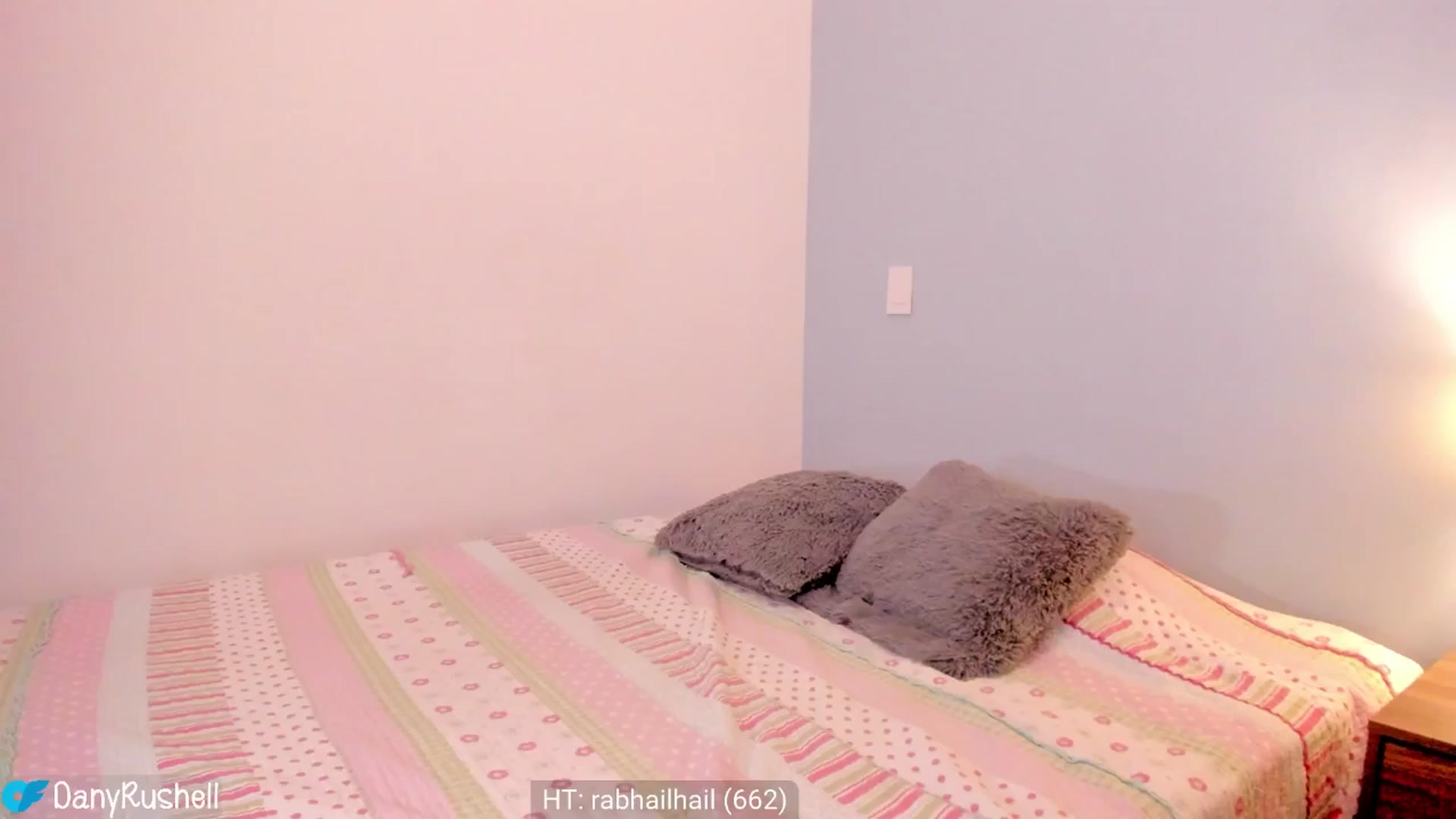 Gallery image thumbnail from NataliaMFC_'s myfreecams stream on, 03/27/2025, 06:00 image 7 of 20