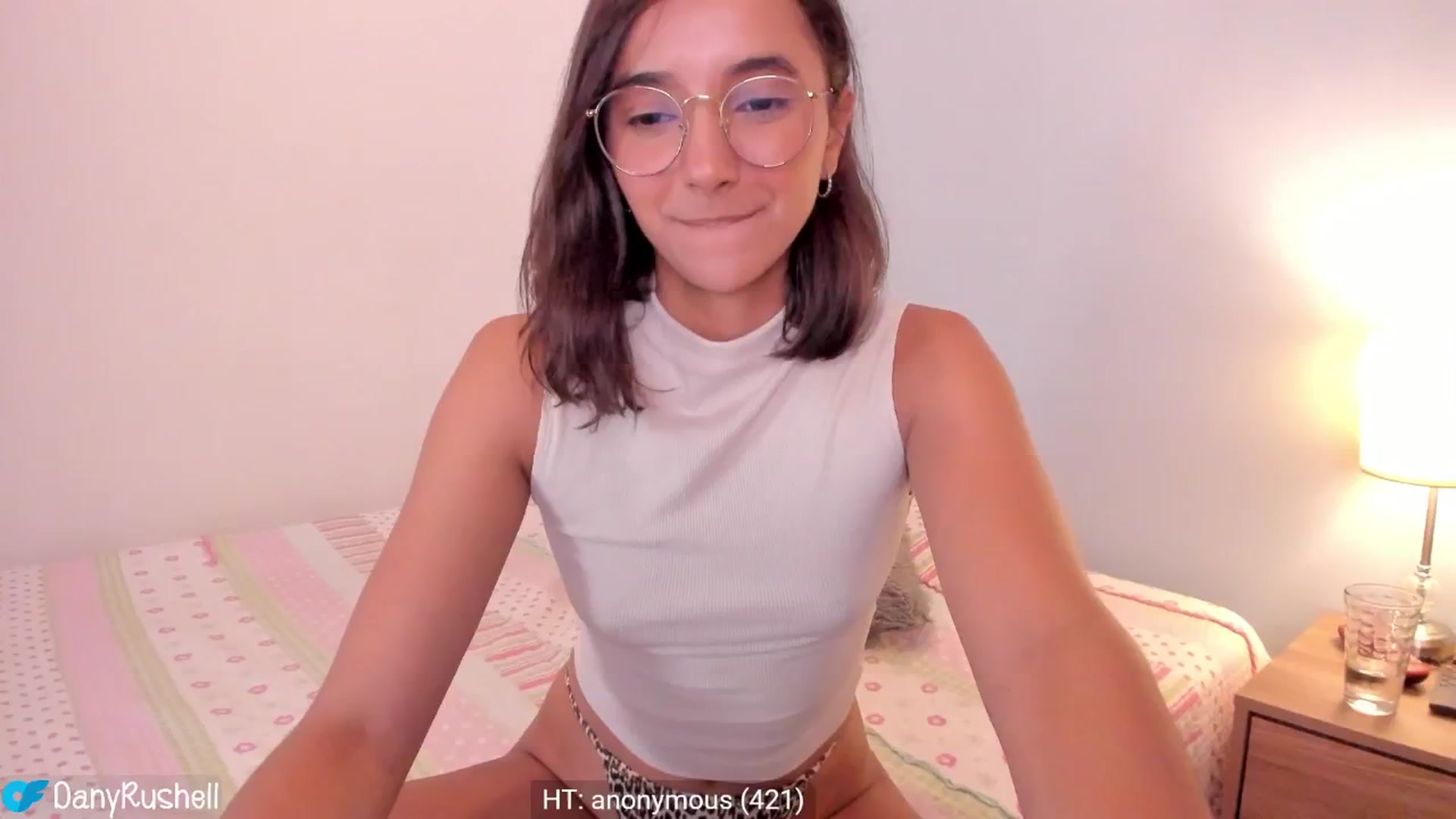 Gallery image thumbnail from NataliaMFC_'s myfreecams stream on, 04/01/2025, 04:03 image 18 of 20