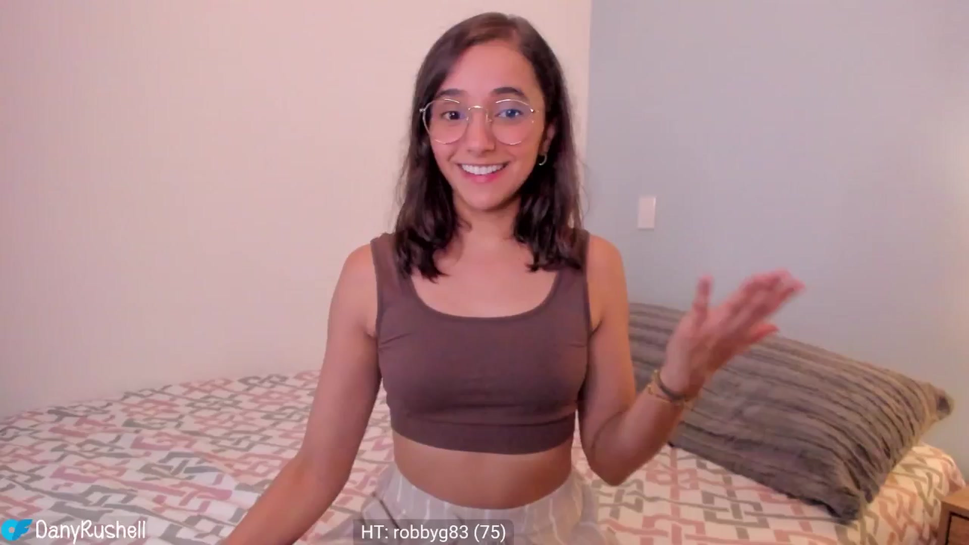 Gallery image thumbnail from NataliaMFC_'s myfreecams stream on, 05/28/2025, 06:32 image 1 of 20