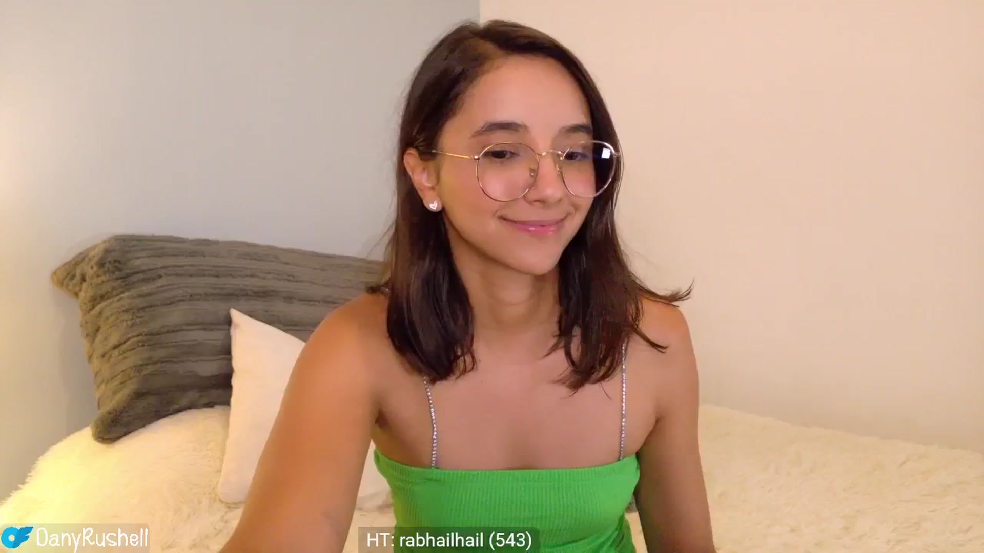 Gallery image thumbnail from NataliaMFC_'s myfreecams stream on, 06/21/2025, 06:05 image 9 of 20