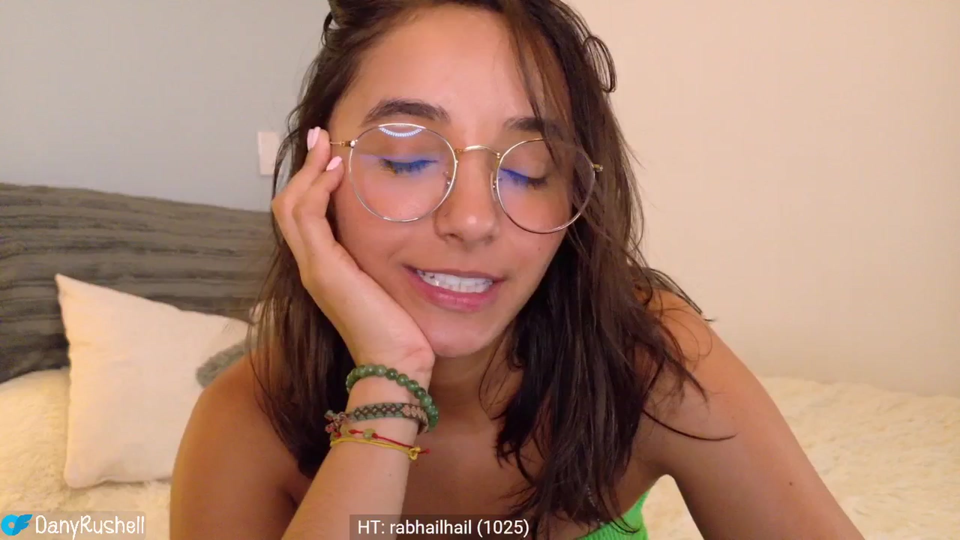 Gallery image thumbnail from NataliaMFC_'s myfreecams stream on, 06/21/2025, 06:05 image 20 of 20