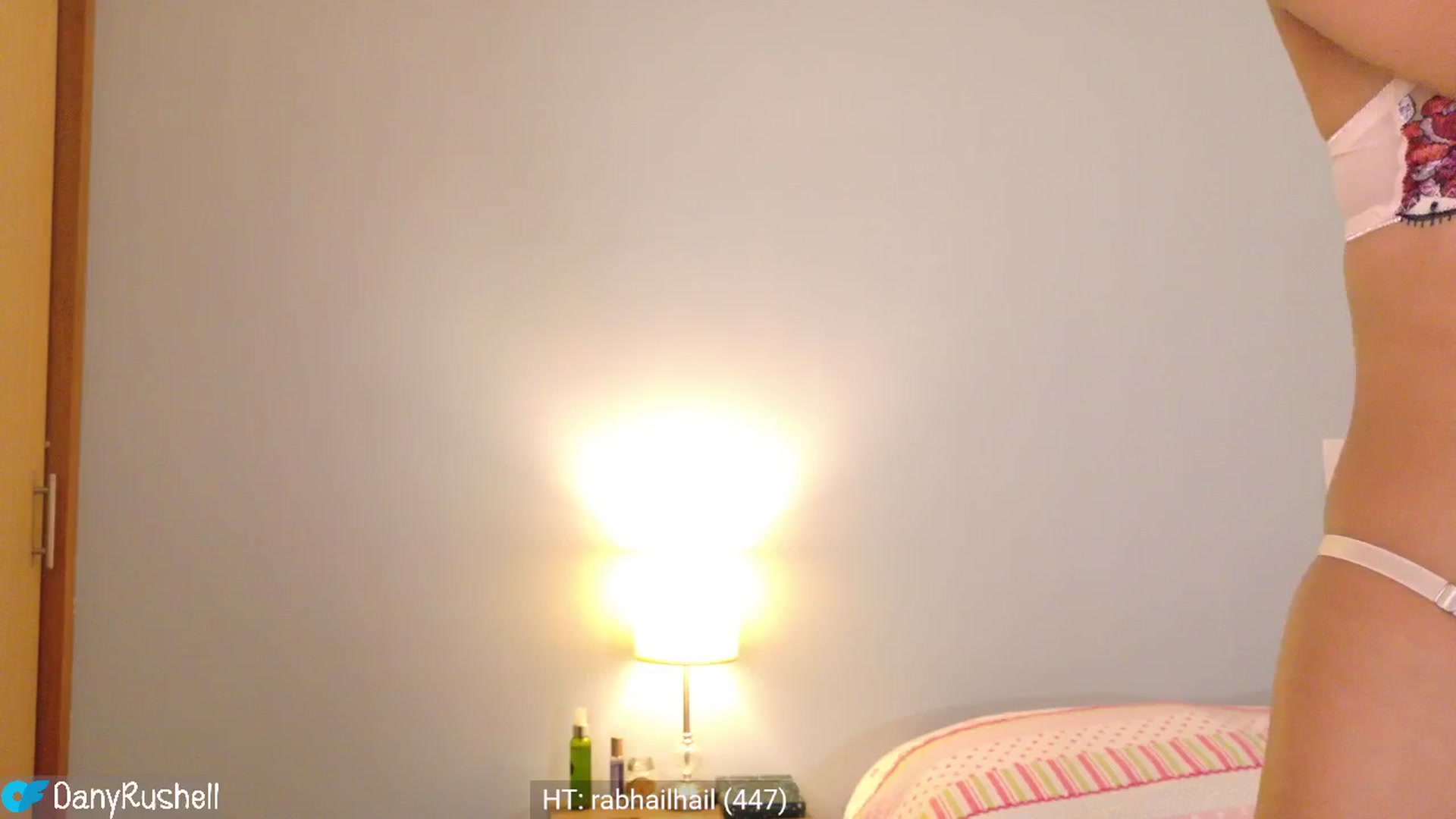 Gallery image thumbnail from NataliaMFC_'s myfreecams stream on, 07/25/2025, 05:28 image 1 of 20