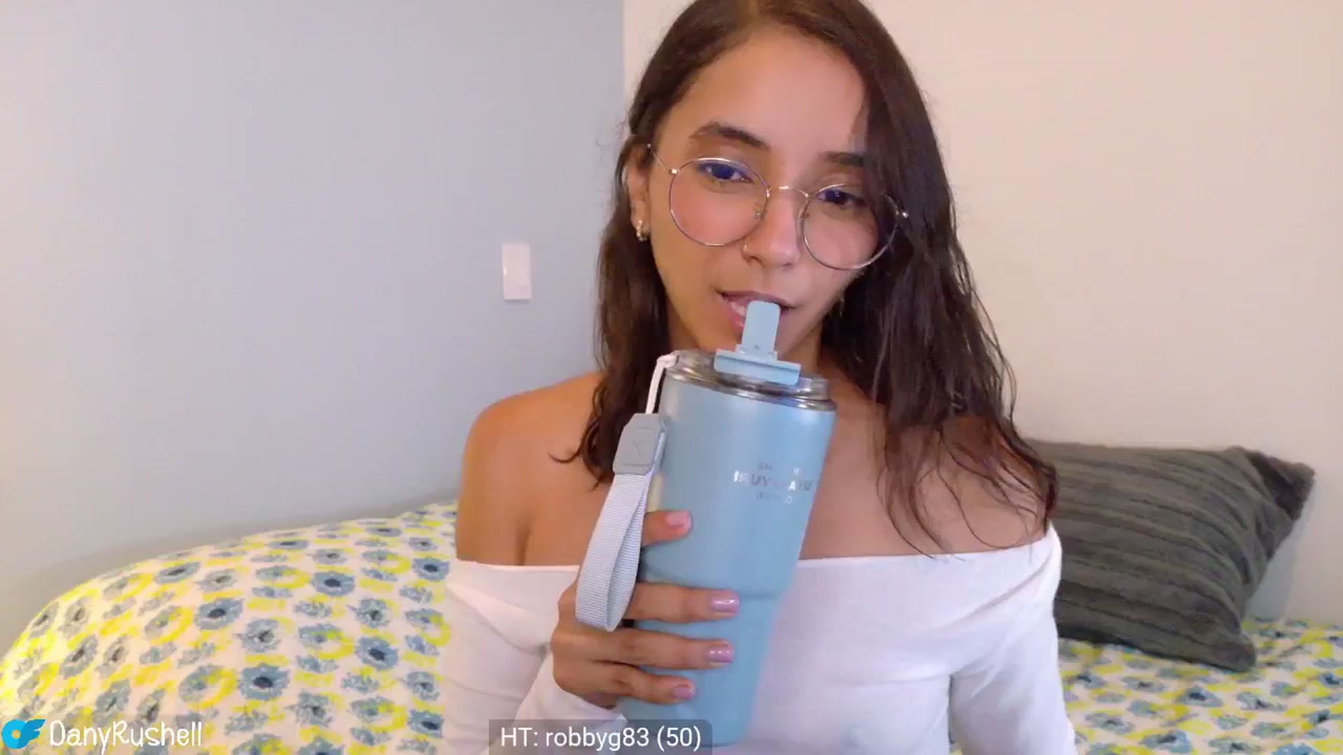 Gallery image thumbnail from NataliaMFC_'s myfreecams stream on, 08/14/2025, 03:48 image 16 of 20