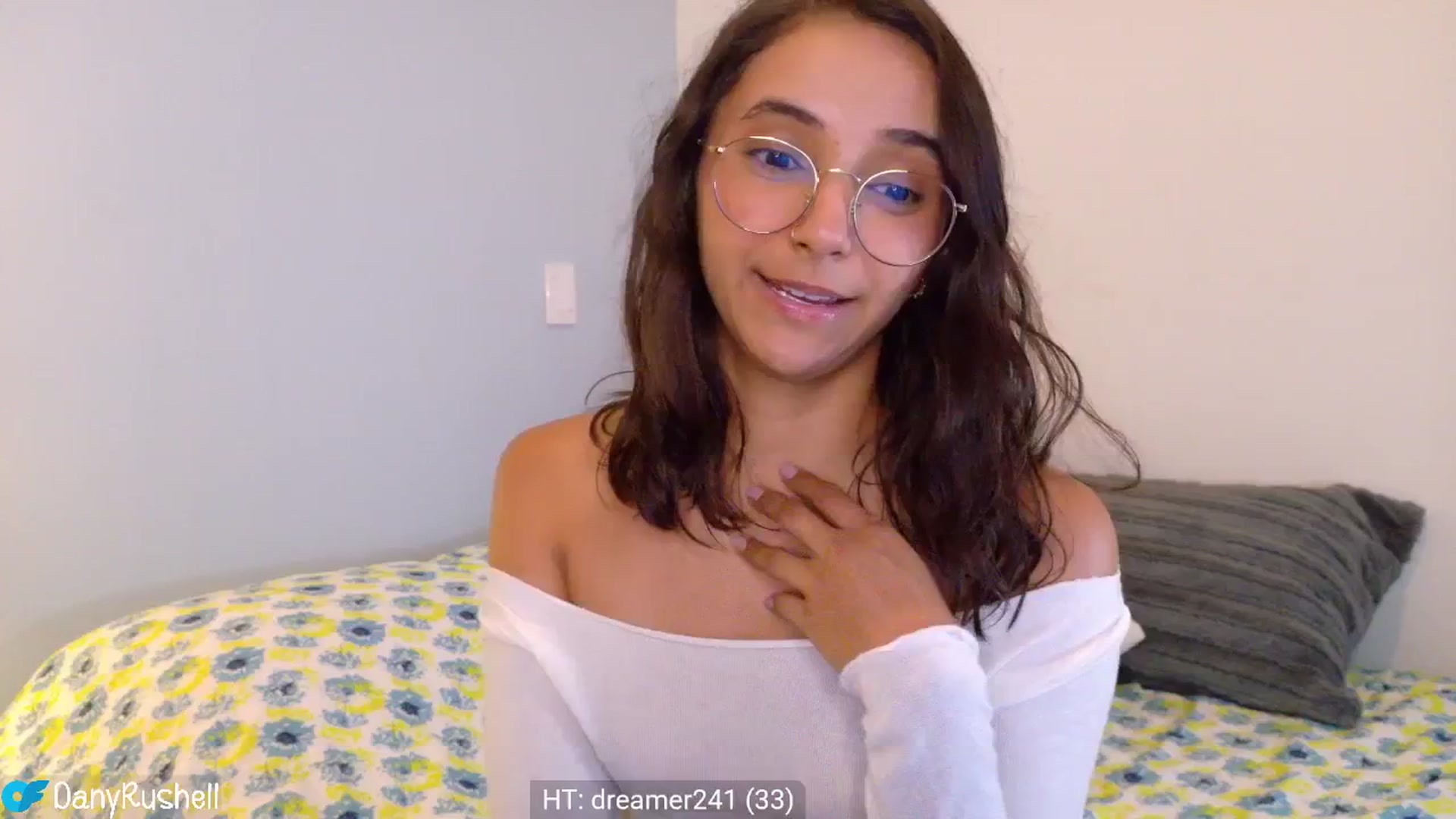 Gallery image thumbnail from NataliaMFC_'s myfreecams stream on, 08/14/2025, 03:48 image 14 of 20