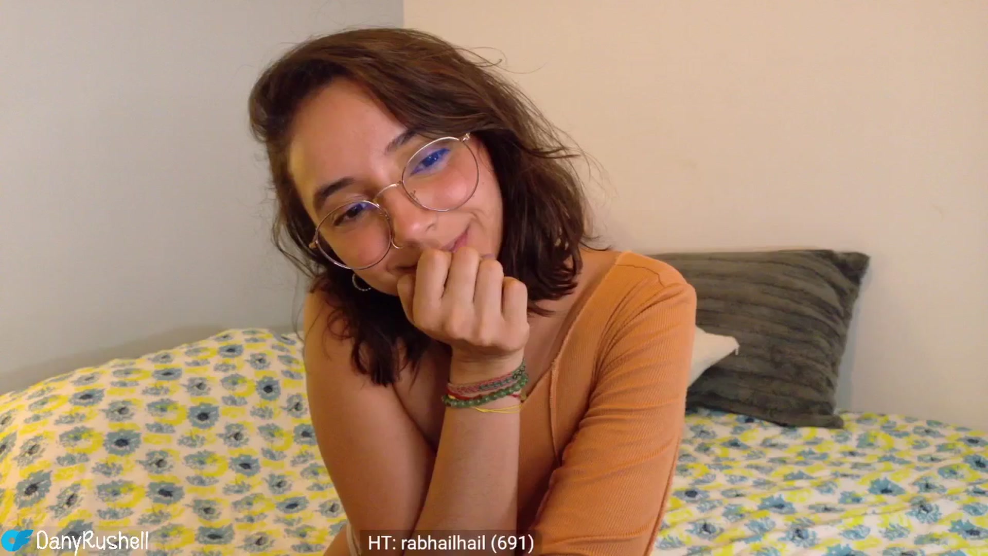 Gallery image thumbnail from NataliaMFC_'s myfreecams stream on, 08/28/2025, 05:51 image 14 of 20