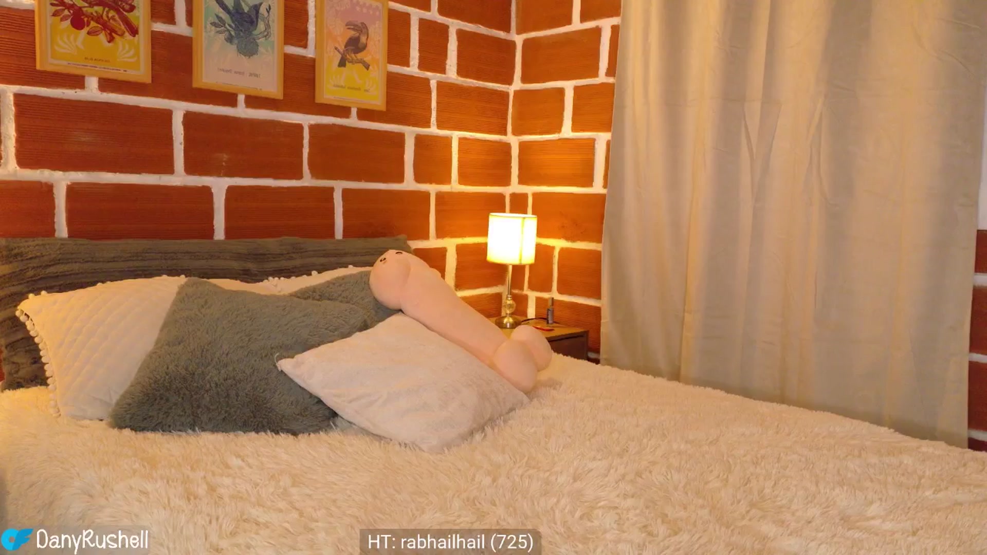 Gallery image thumbnail from NataliaMFC_'s myfreecams stream on, 09/17/2025, 04:57 image 14 of 20