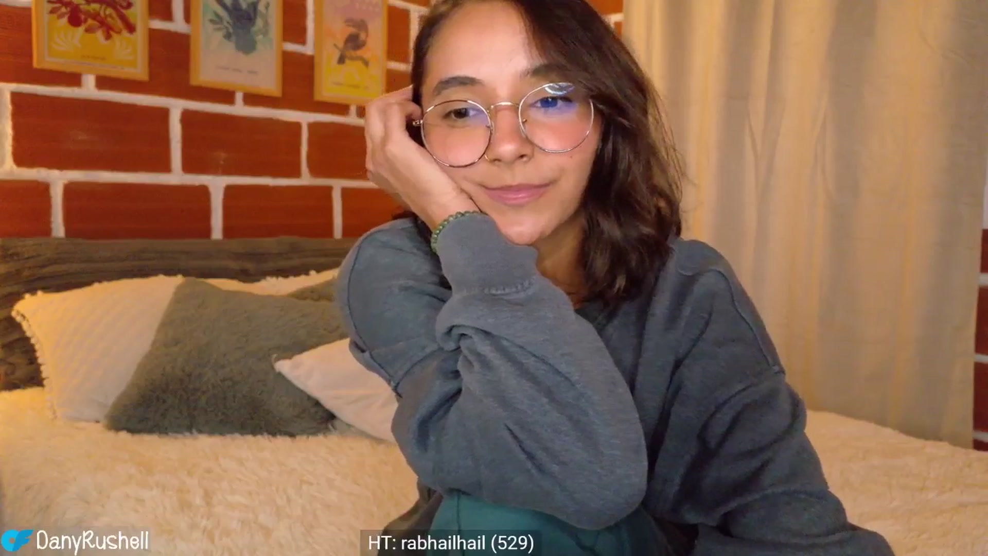 Gallery image thumbnail from NataliaMFC_'s myfreecams stream on, 09/17/2025, 04:57 image 12 of 20