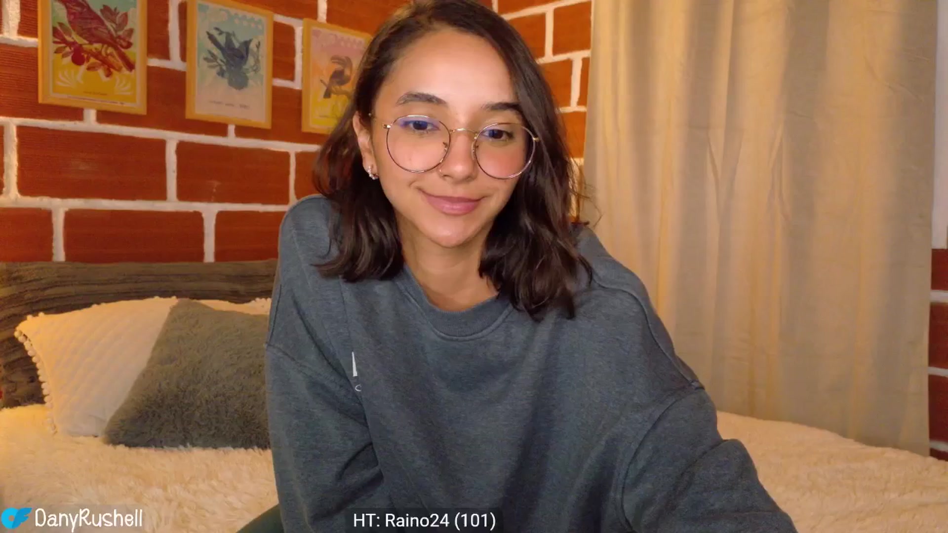 Gallery image thumbnail from NataliaMFC_'s myfreecams stream on, 09/17/2025, 04:57 image 1 of 20