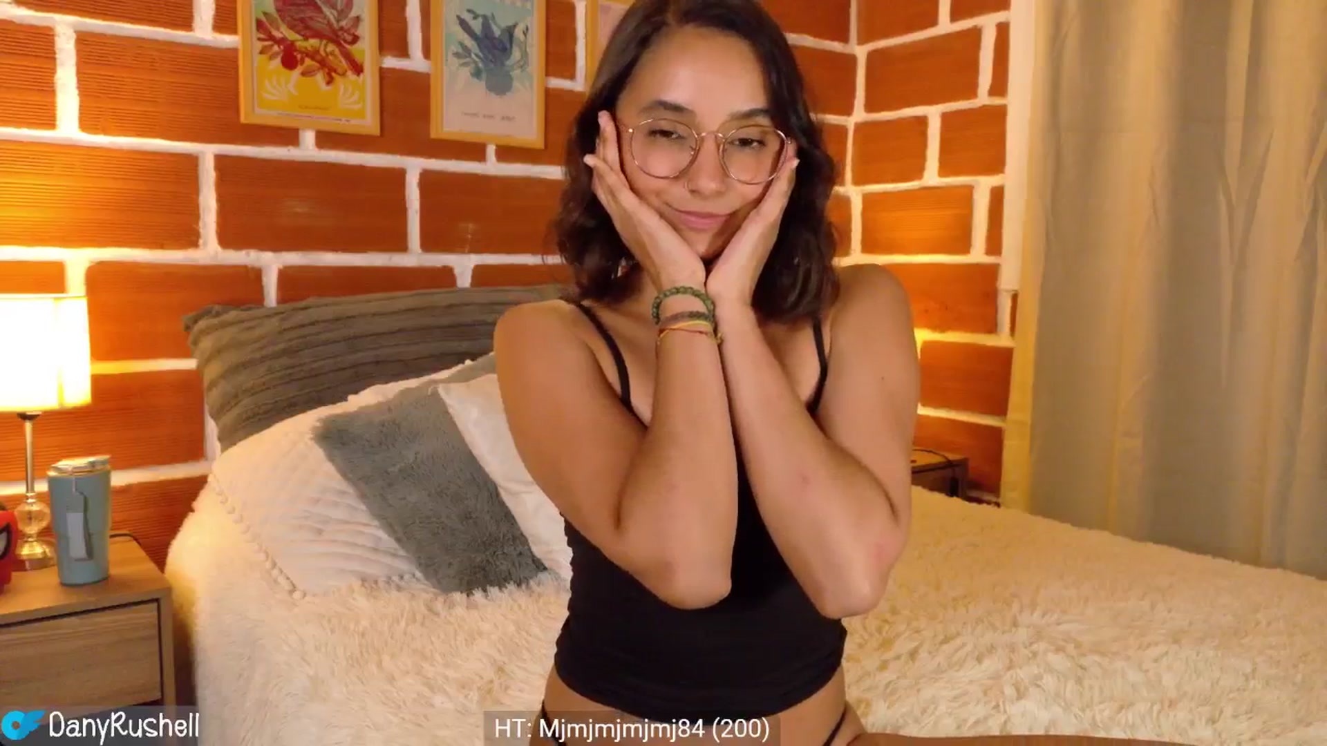 Gallery image thumbnail from NataliaMFC_'s myfreecams stream on, 10/01/2025, 21:18 image 5 of 20