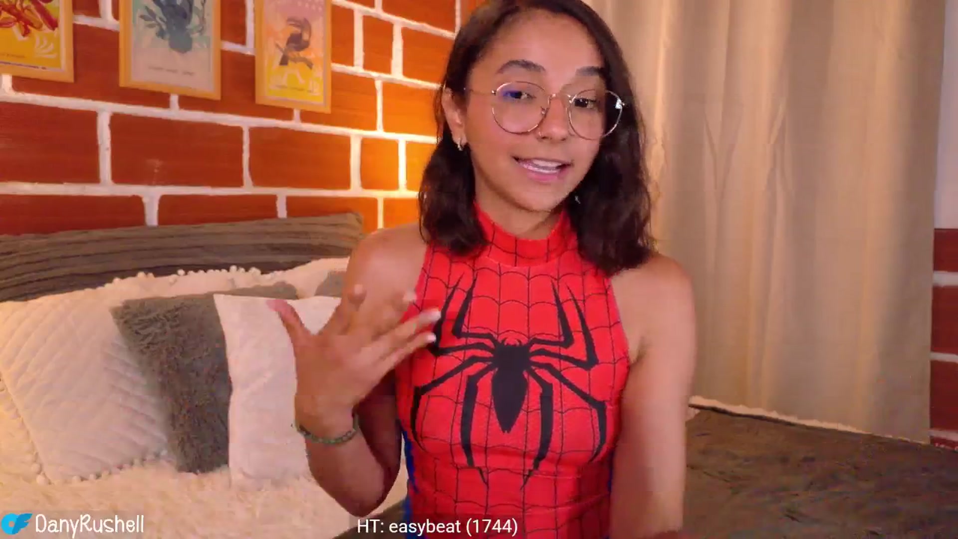 Gallery image thumbnail from NataliaMFC_'s myfreecams stream on, 10/22/2025, 24:26 image 14 of 20