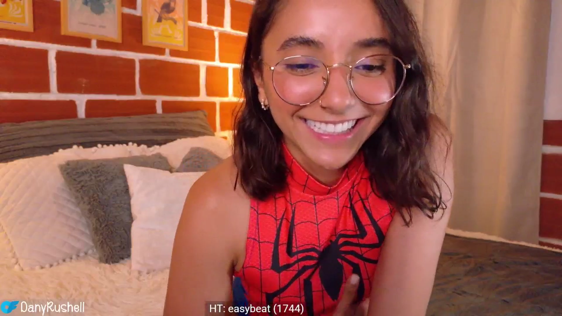Gallery image thumbnail from NataliaMFC_'s myfreecams stream on, 10/22/2025, 24:26 image 19 of 20