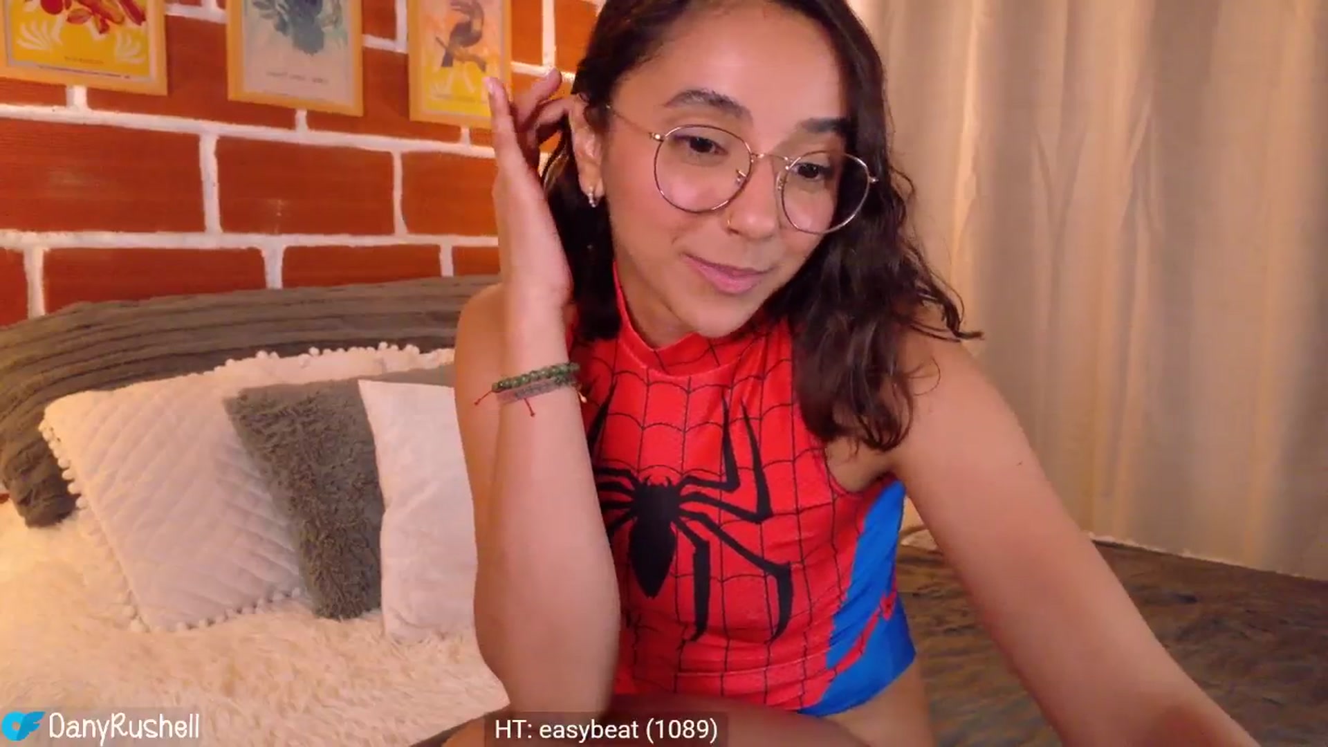 Gallery image thumbnail from NataliaMFC_'s myfreecams stream on, 10/22/2025, 24:26 image 5 of 20