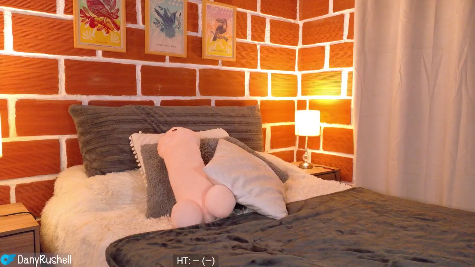 Gallery image thumbnail from NataliaMFC_'s myfreecams stream on, 11/05/2025, 23:10 image 3 of 20