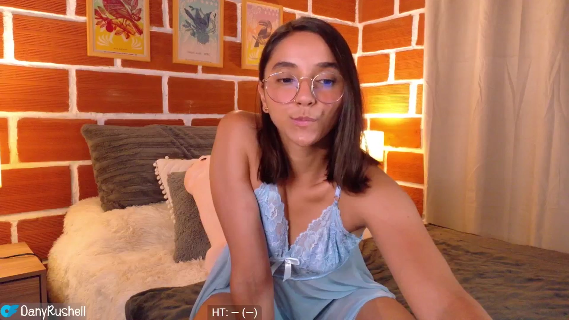 Gallery image thumbnail from NataliaMFC_'s myfreecams stream on, 11/05/2025, 23:10 image 8 of 20