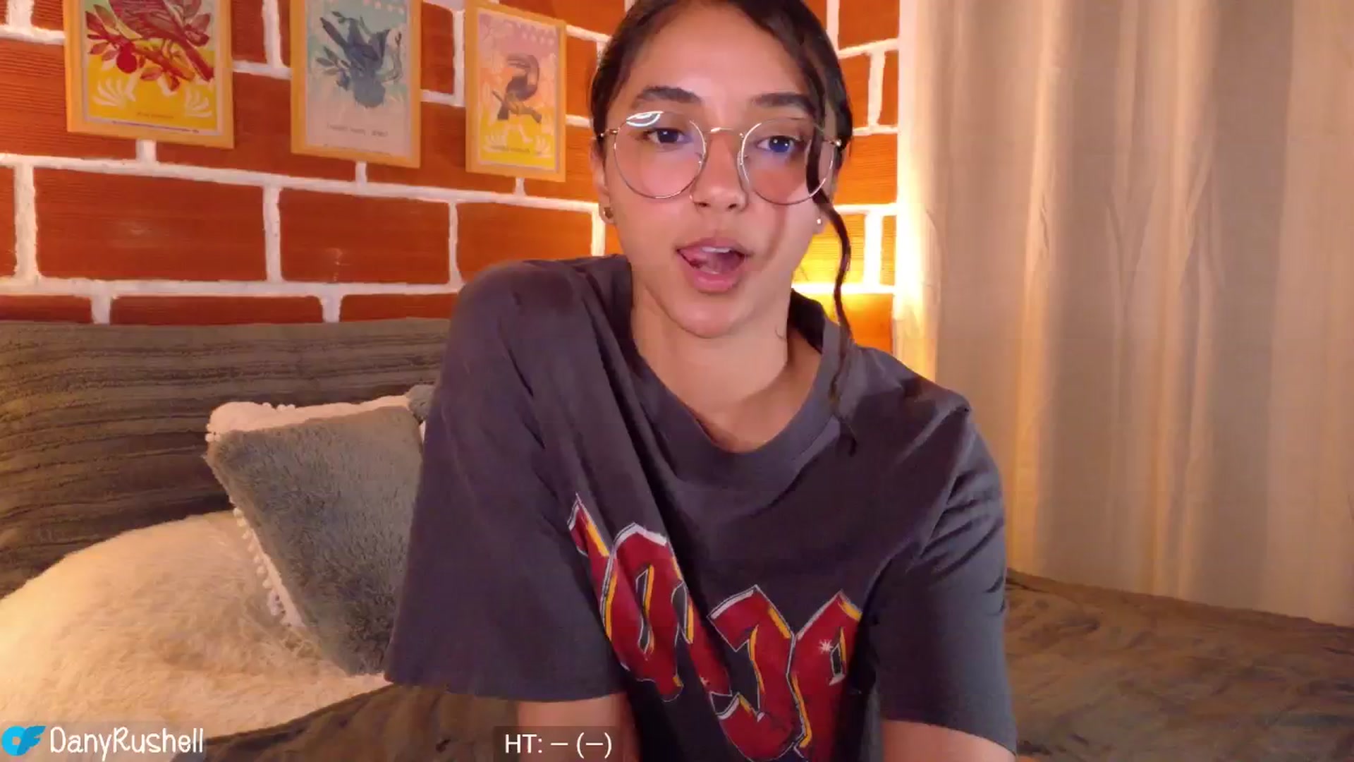 Gallery image thumbnail from NataliaMFC_'s myfreecams stream on, 11/26/2025, 02:35 image 1 of 20