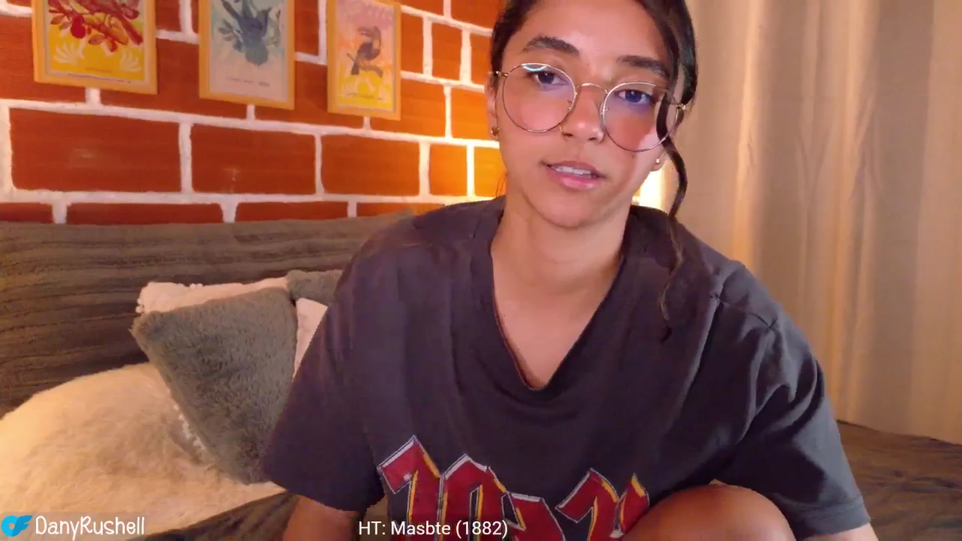 Gallery image thumbnail from NataliaMFC_'s myfreecams stream on, 11/26/2025, 02:35 image 10 of 20