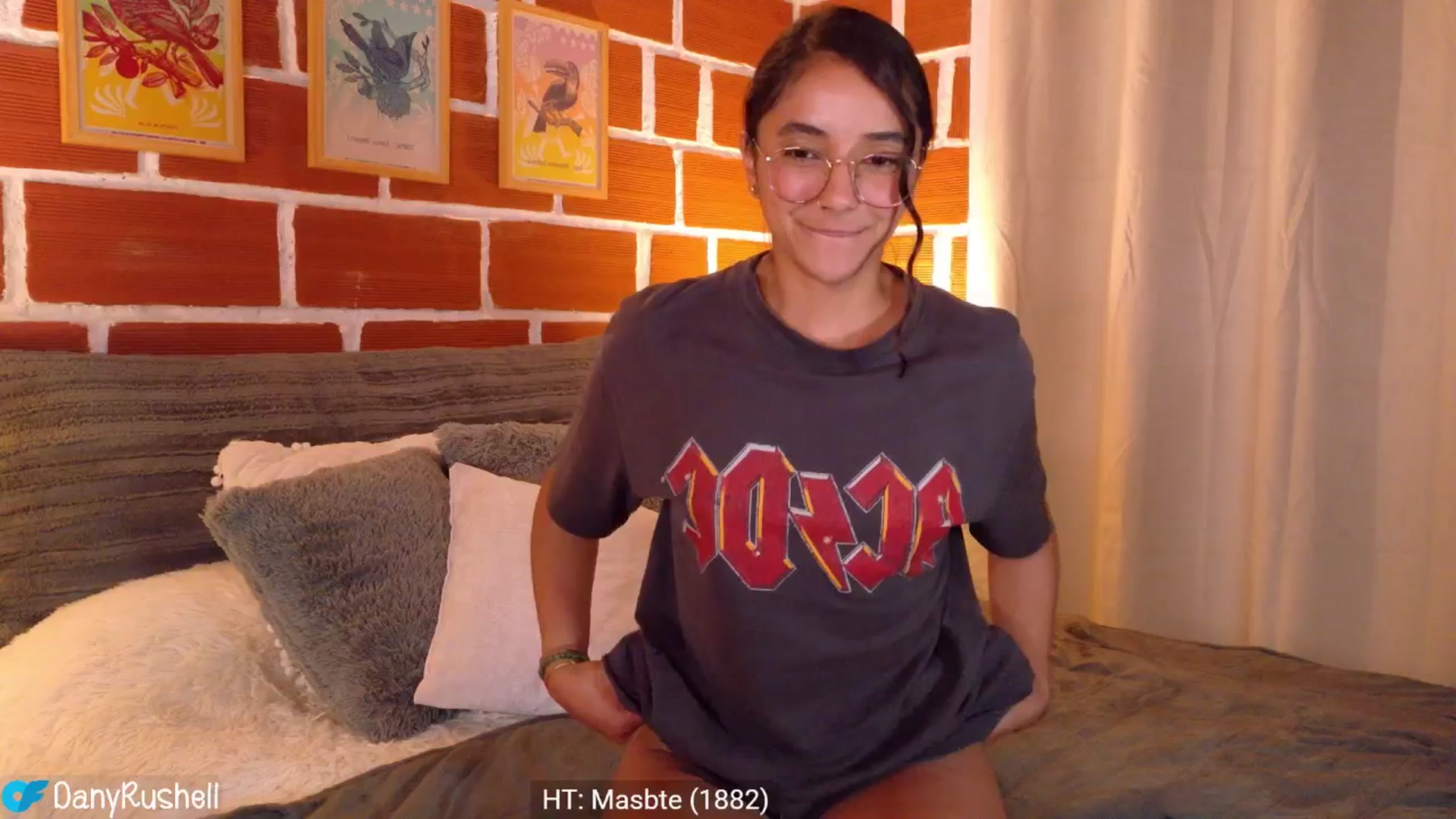 Gallery image thumbnail from NataliaMFC_'s myfreecams stream on, 11/26/2025, 02:35 image 7 of 20