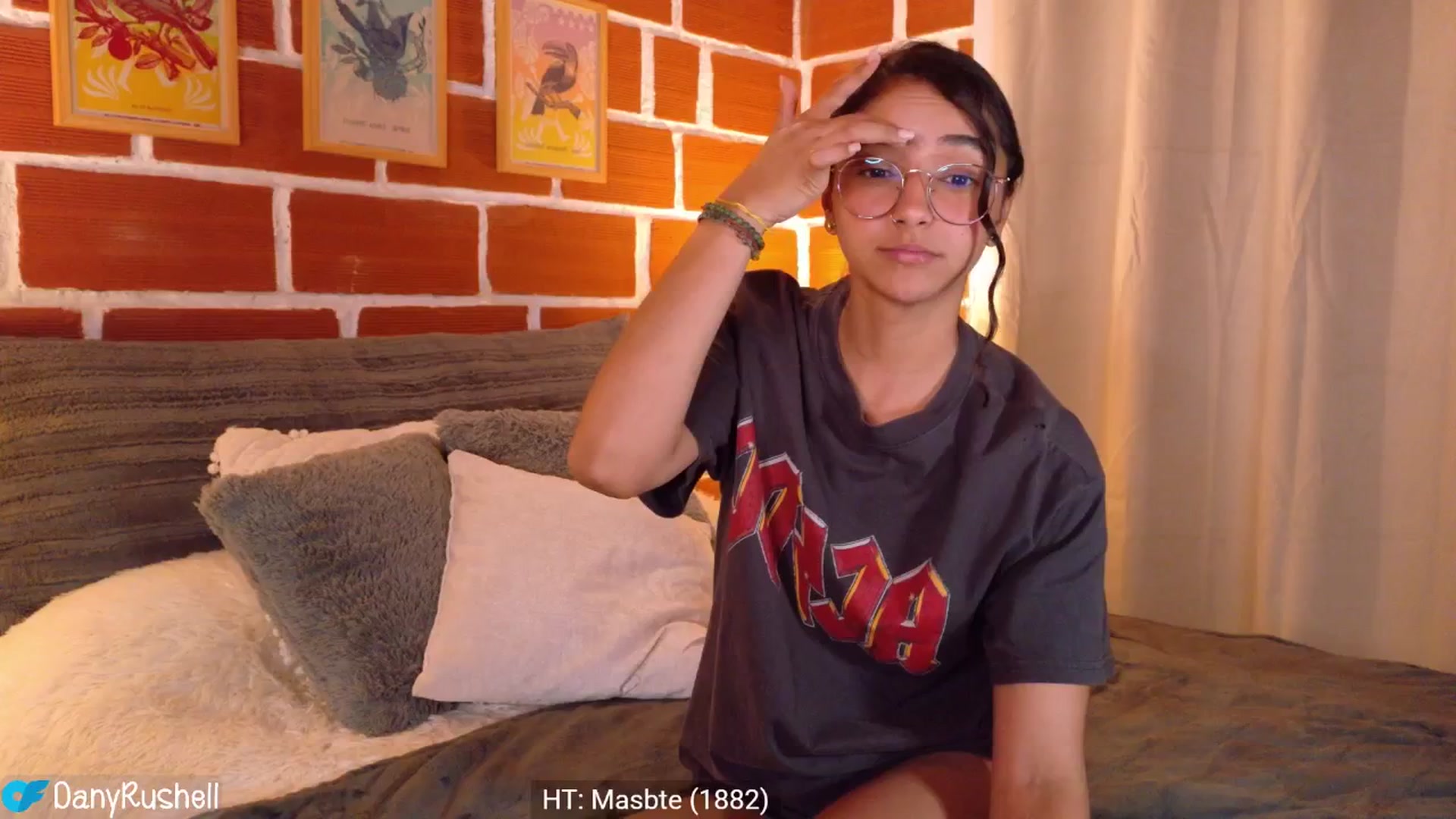 Gallery image thumbnail from NataliaMFC_'s myfreecams stream on, 11/26/2025, 02:35 image 12 of 20