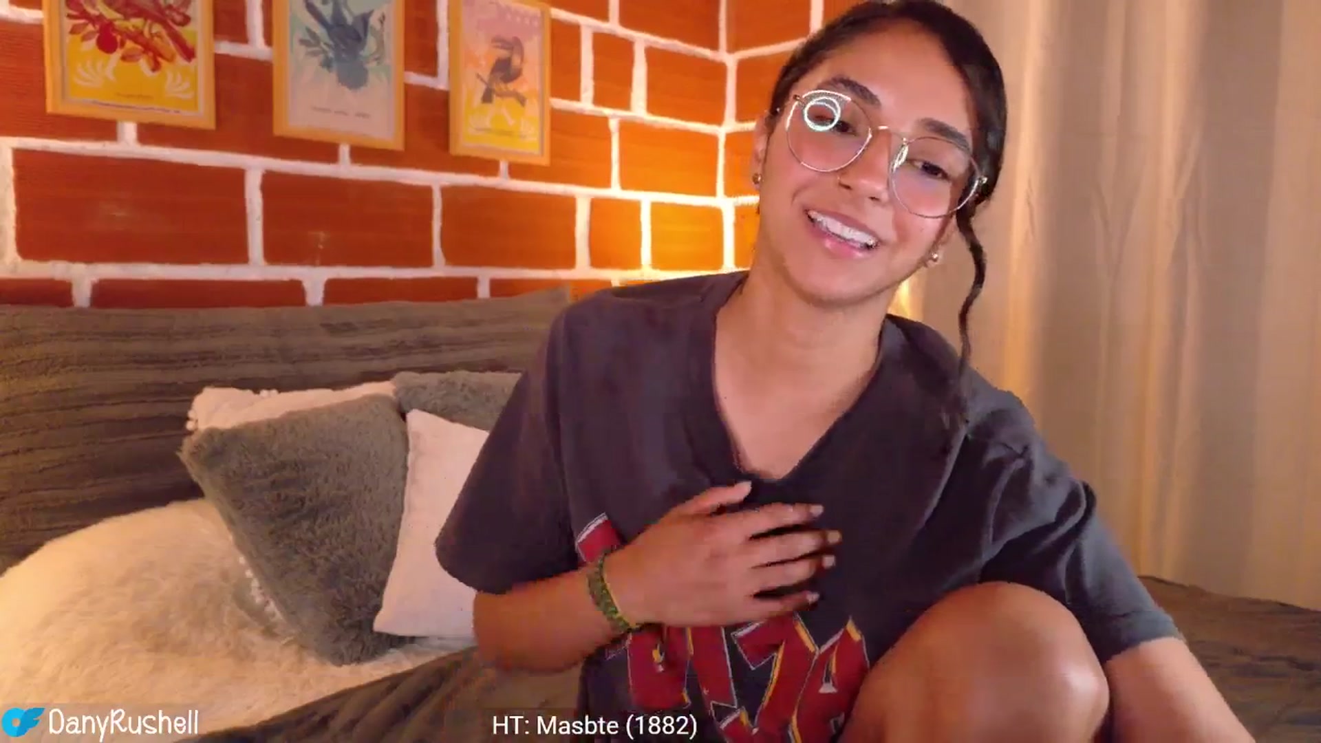 Gallery image thumbnail from NataliaMFC_'s myfreecams stream on, 11/26/2025, 02:35 image 11 of 20