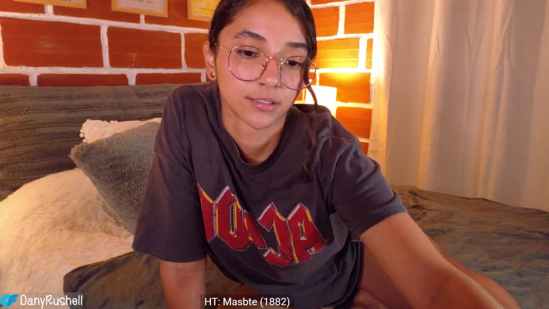 Gallery image thumbnail from NataliaMFC_'s myfreecams stream on, 11/26/2025, 02:35 image 18 of 20