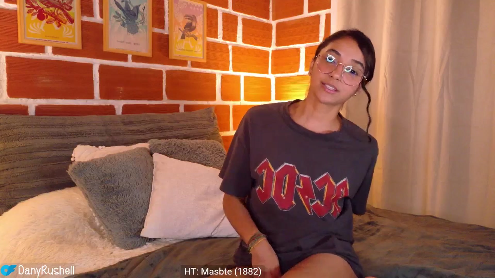 Gallery image thumbnail from NataliaMFC_'s myfreecams stream on, 11/26/2025, 02:35 image 13 of 20