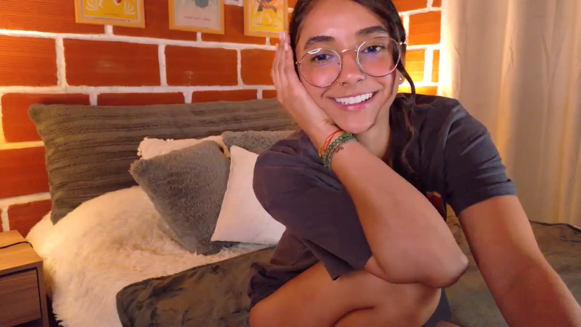 Gallery image thumbnail from NataliaMFC_'s myfreecams stream on, 11/26/2025, 04:20 image 7 of 20