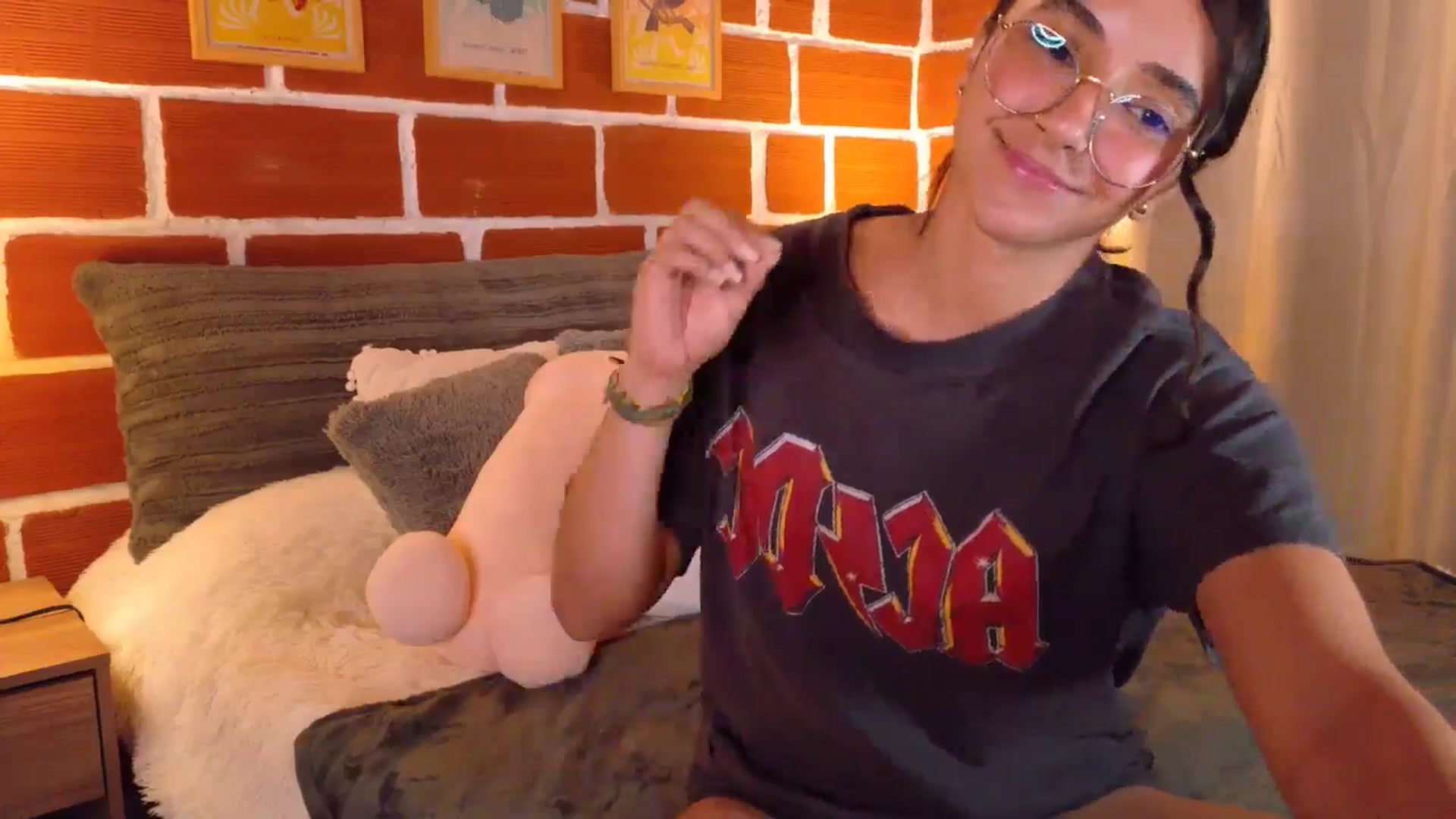 Gallery image thumbnail from NataliaMFC_'s myfreecams stream on, 11/26/2025, 04:20 image 10 of 20