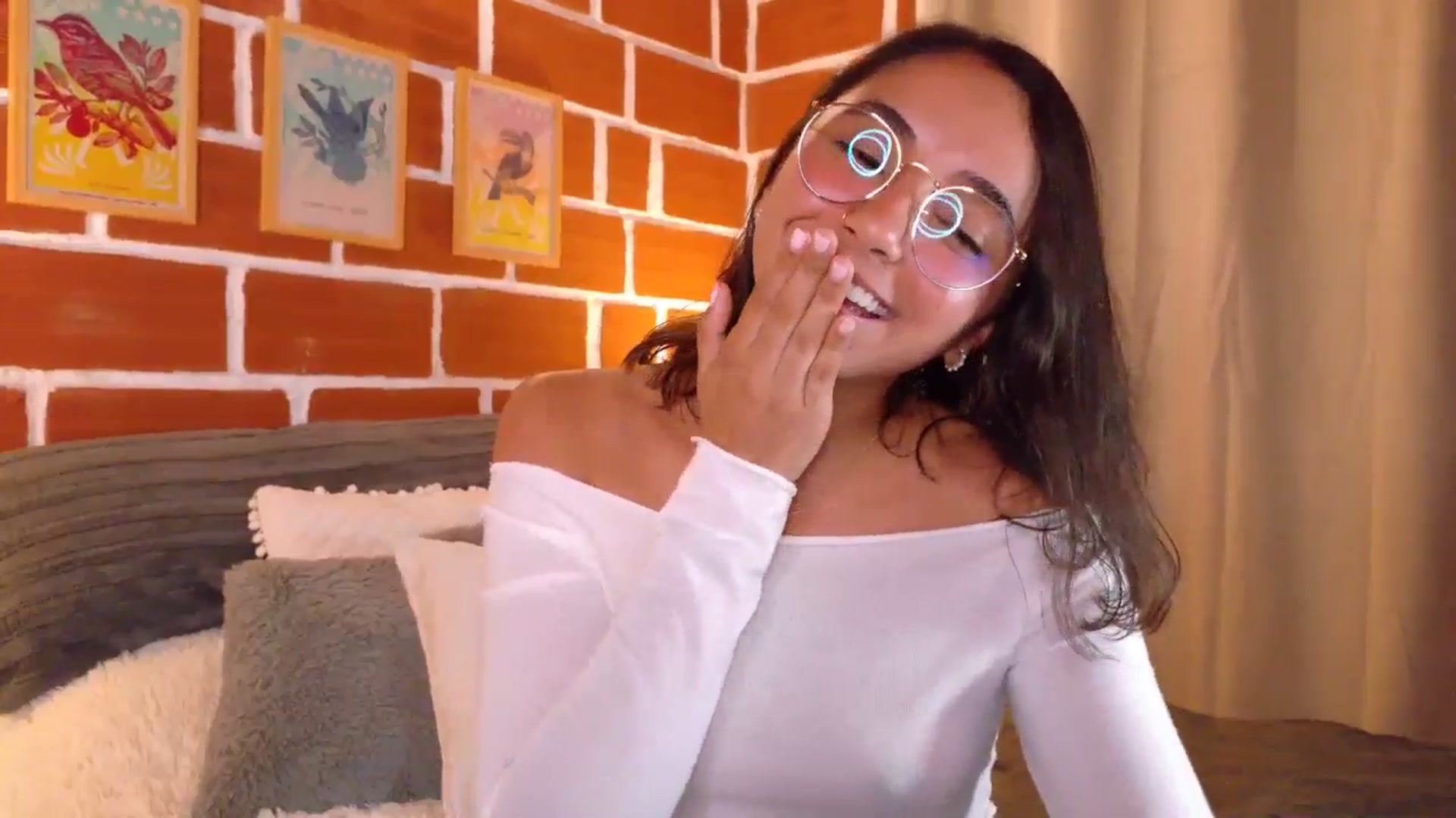 Gallery image thumbnail from NataliaMFC_'s myfreecams stream on, 12/10/2025, 05:05 image 3 of 20