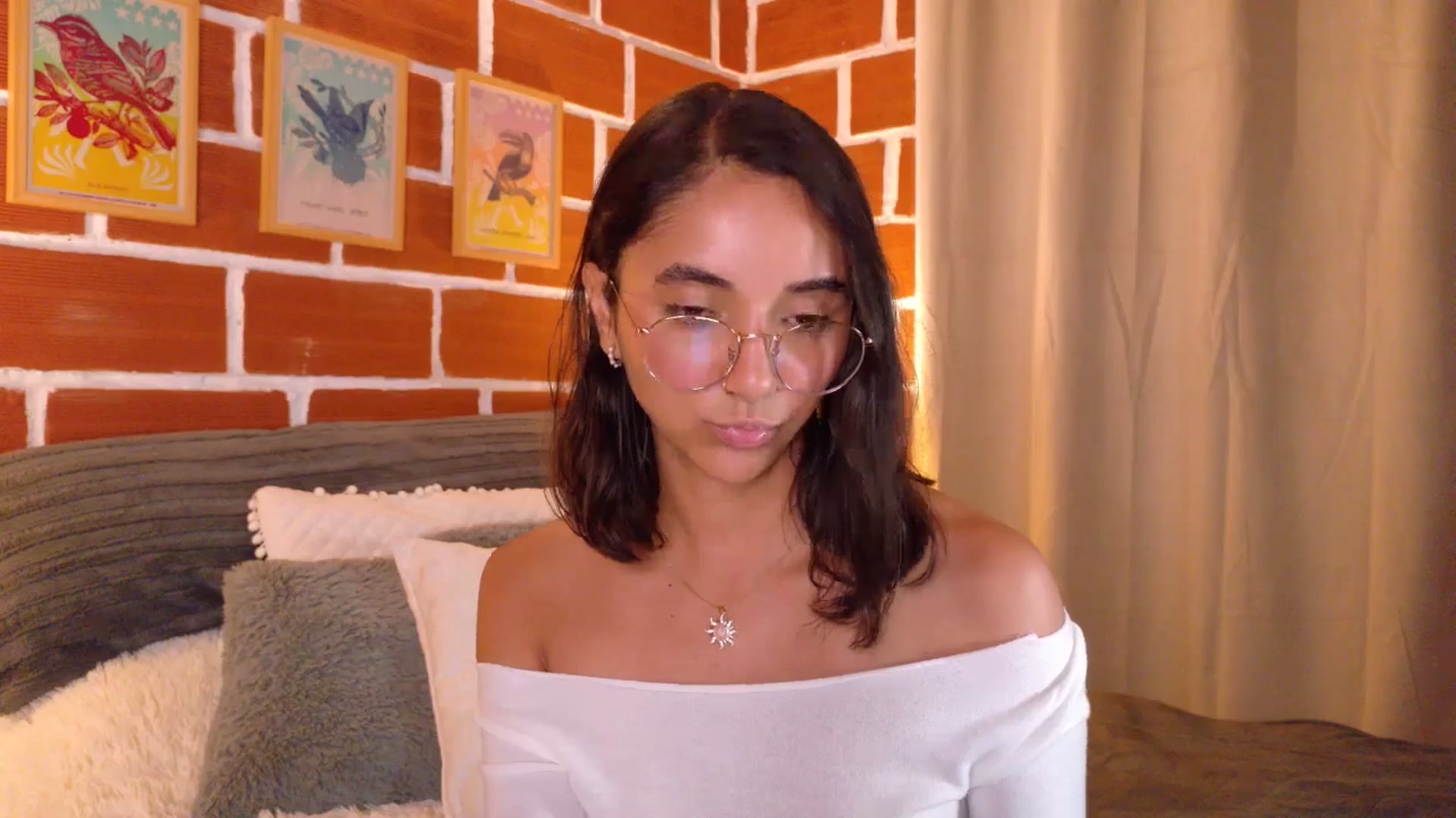Gallery image thumbnail from NataliaMFC_'s myfreecams stream on, 12/10/2025, 05:05 image 4 of 20