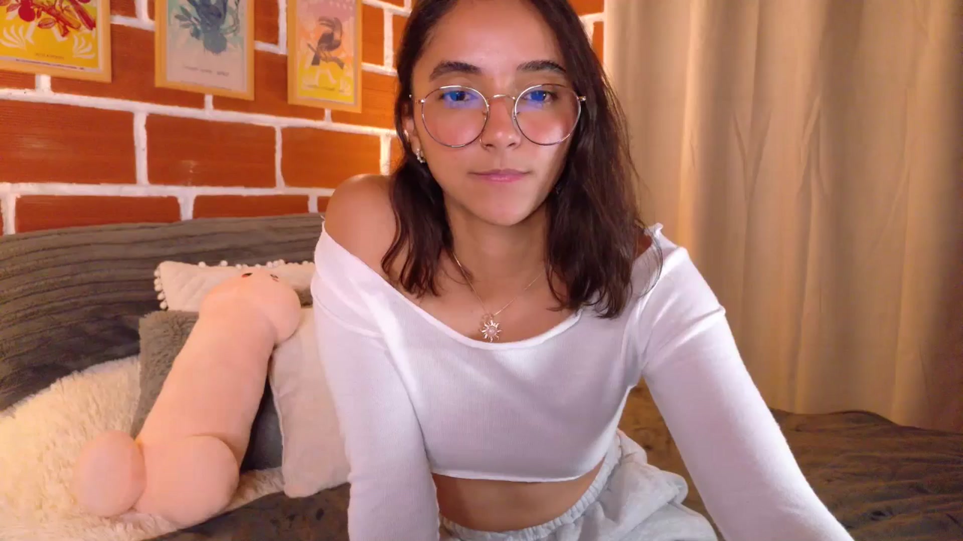 Gallery image thumbnail from NataliaMFC_'s myfreecams stream on, 12/10/2025, 05:05 image 14 of 20