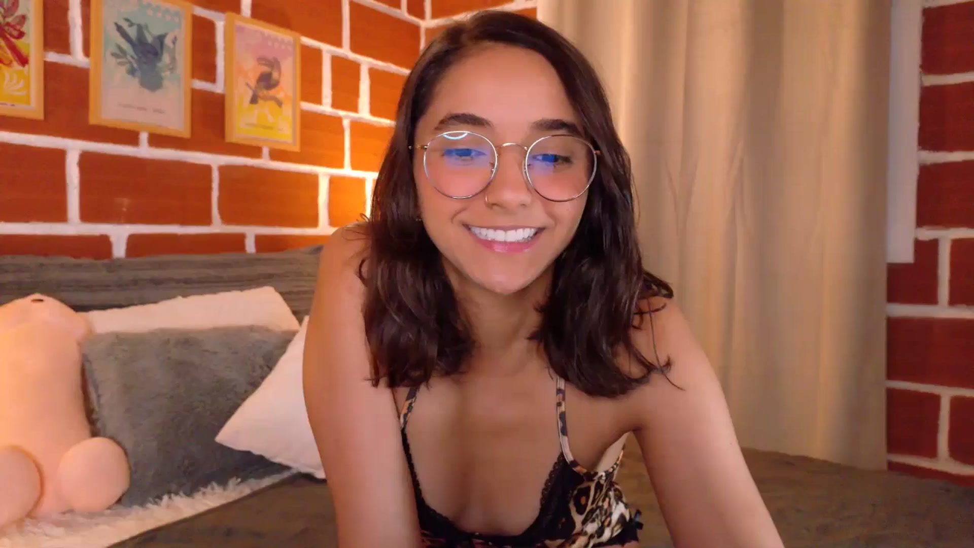 Gallery image thumbnail from NataliaMFC_'s myfreecams stream on, 12/24/2025, 01:34 image 1 of 20