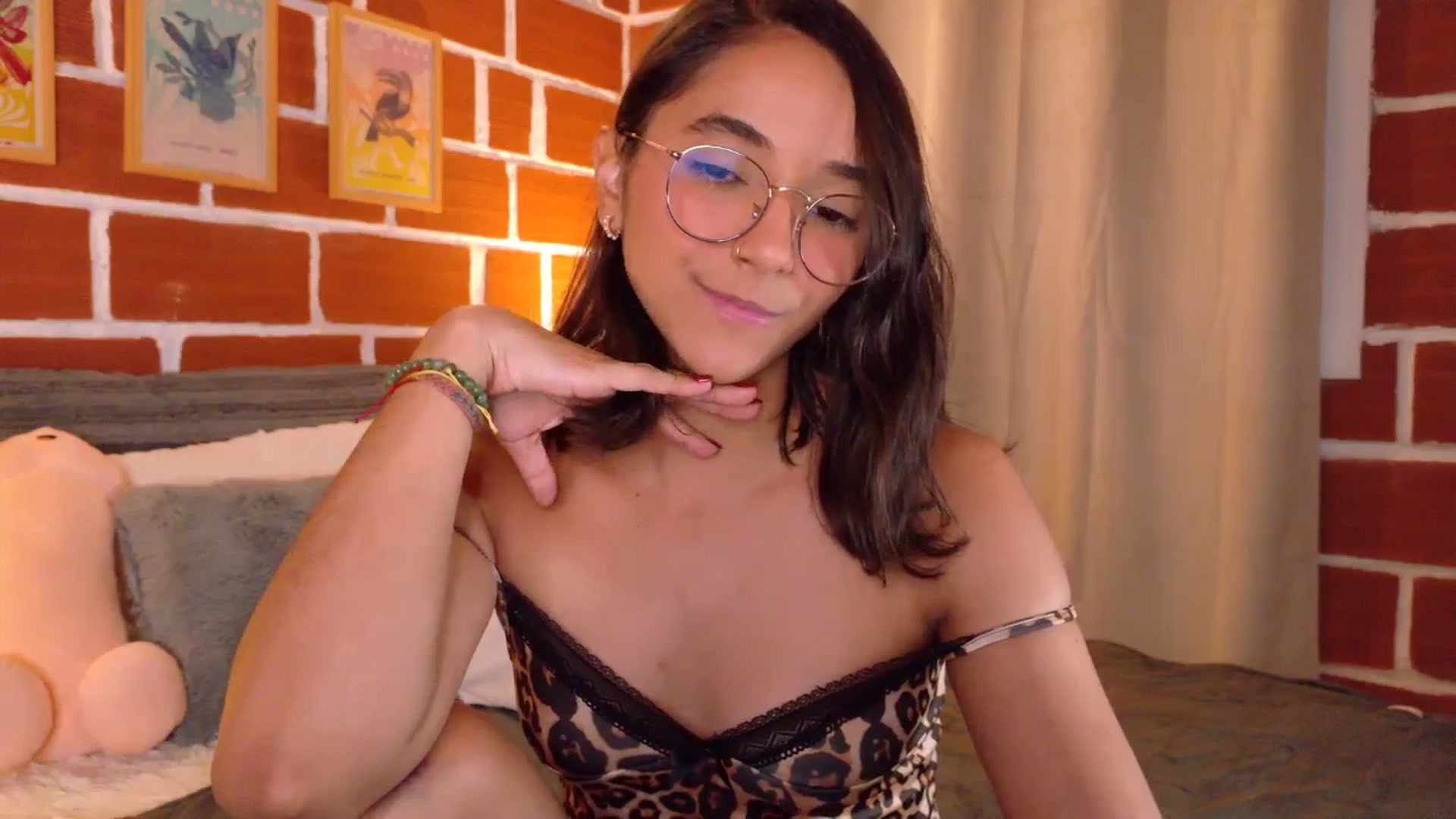 Gallery image thumbnail from NataliaMFC_'s myfreecams stream on, 12/24/2025, 01:34 image 16 of 20