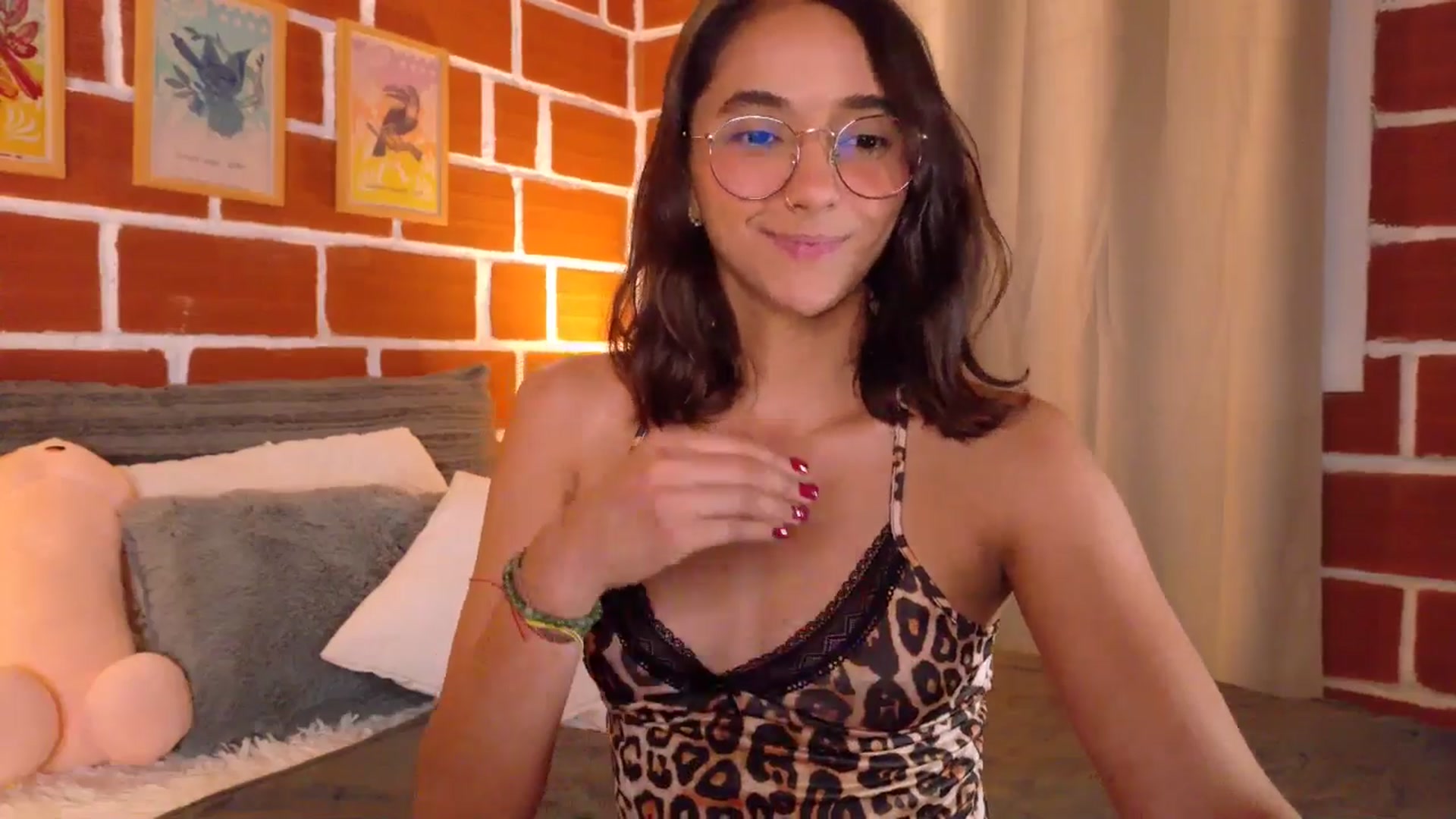 Gallery image thumbnail from NataliaMFC_'s myfreecams stream on, 12/24/2025, 01:34 image 2 of 20
