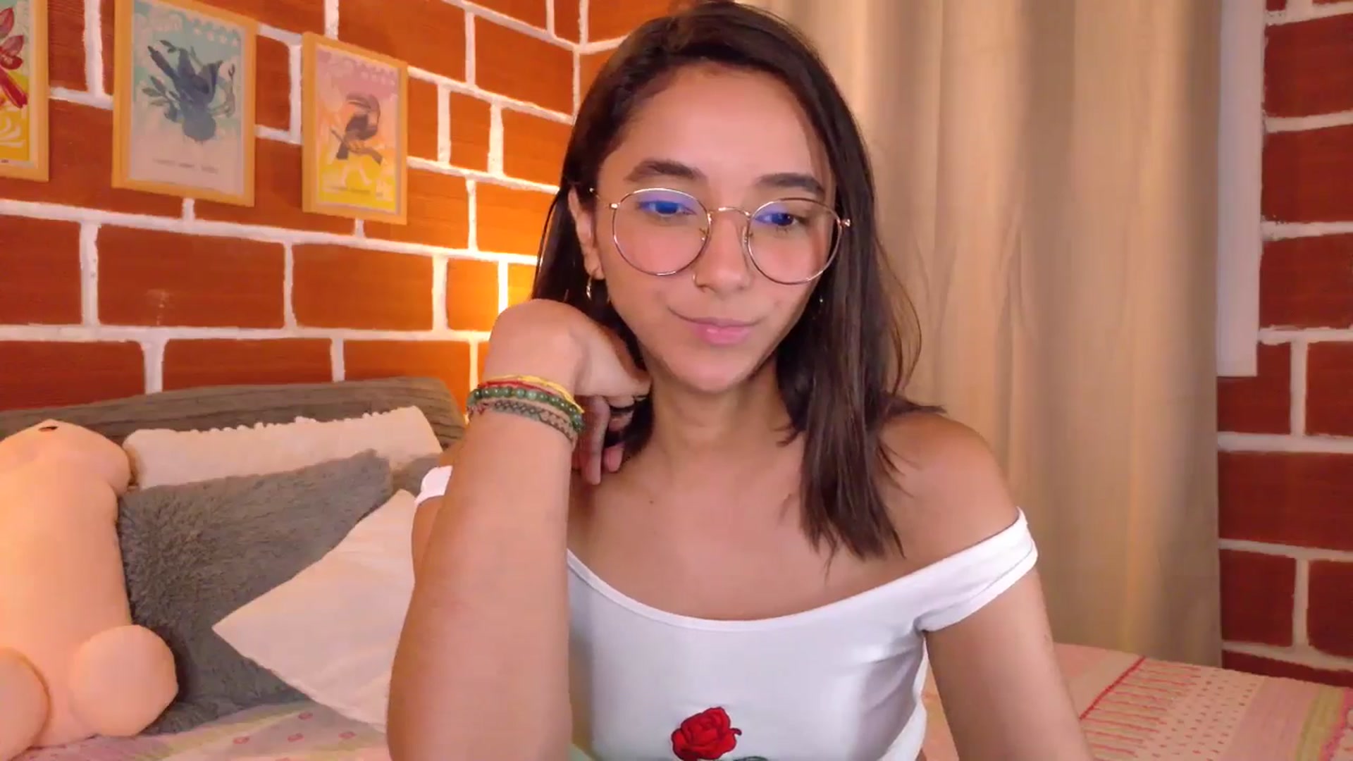 Gallery image thumbnail from NataliaMFC_'s myfreecams stream on, 12/26/2025, 02:53 image 12 of 20