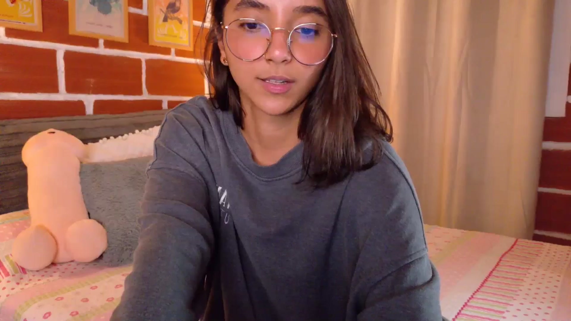 Gallery image thumbnail from NataliaMFC_'s myfreecams stream on, 01/07/2026, 04:51 image 8 of 20