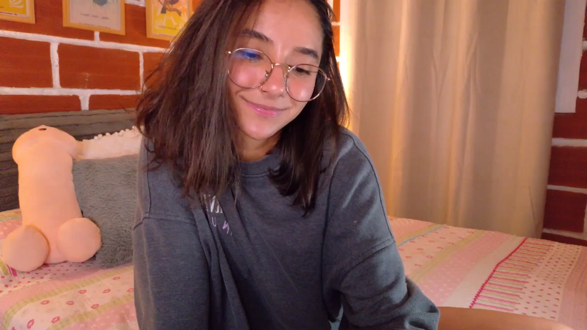 Gallery image thumbnail from NataliaMFC_'s myfreecams stream on, 01/07/2026, 04:51 image 19 of 20