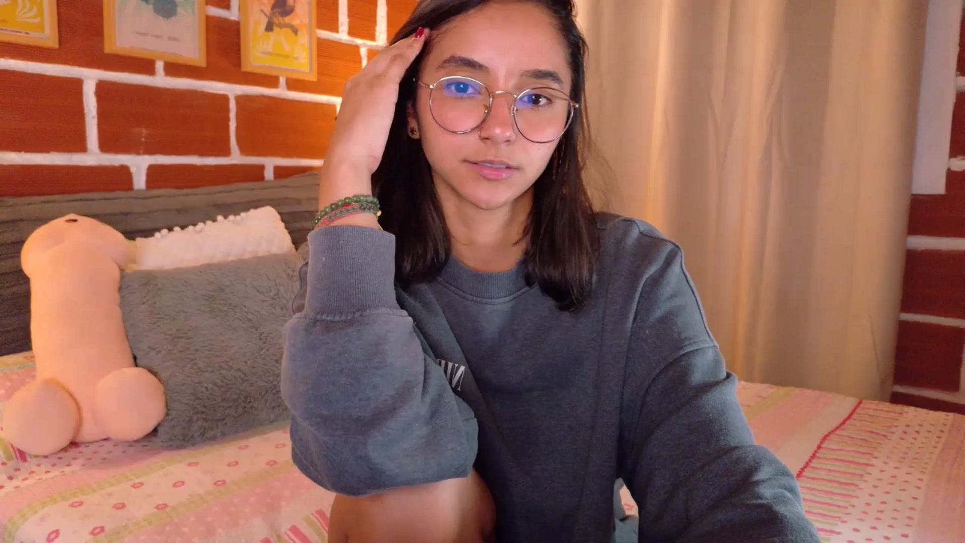 Gallery image thumbnail from NataliaMFC_'s myfreecams stream on, 01/07/2026, 04:51 image 13 of 20