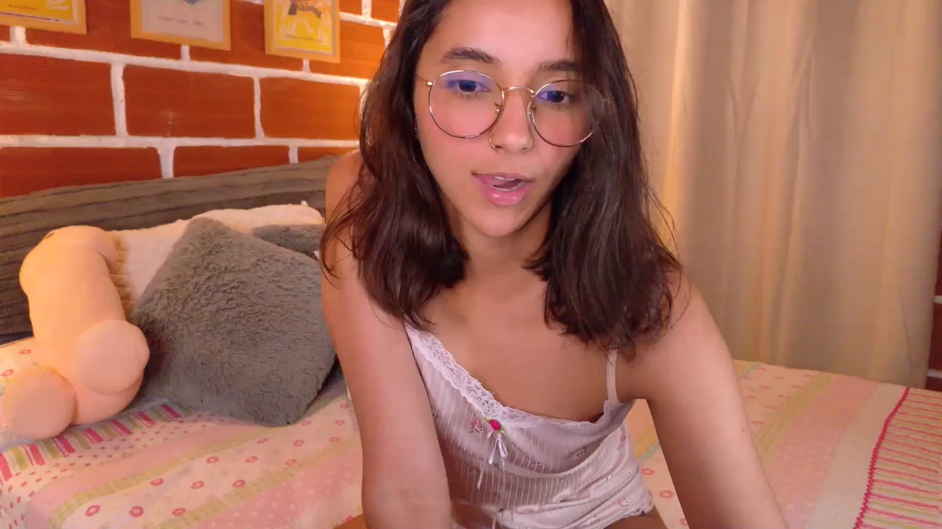 Gallery image thumbnail from NataliaMFC_'s myfreecams stream on, 01/11/2026, 04:45 image 13 of 20