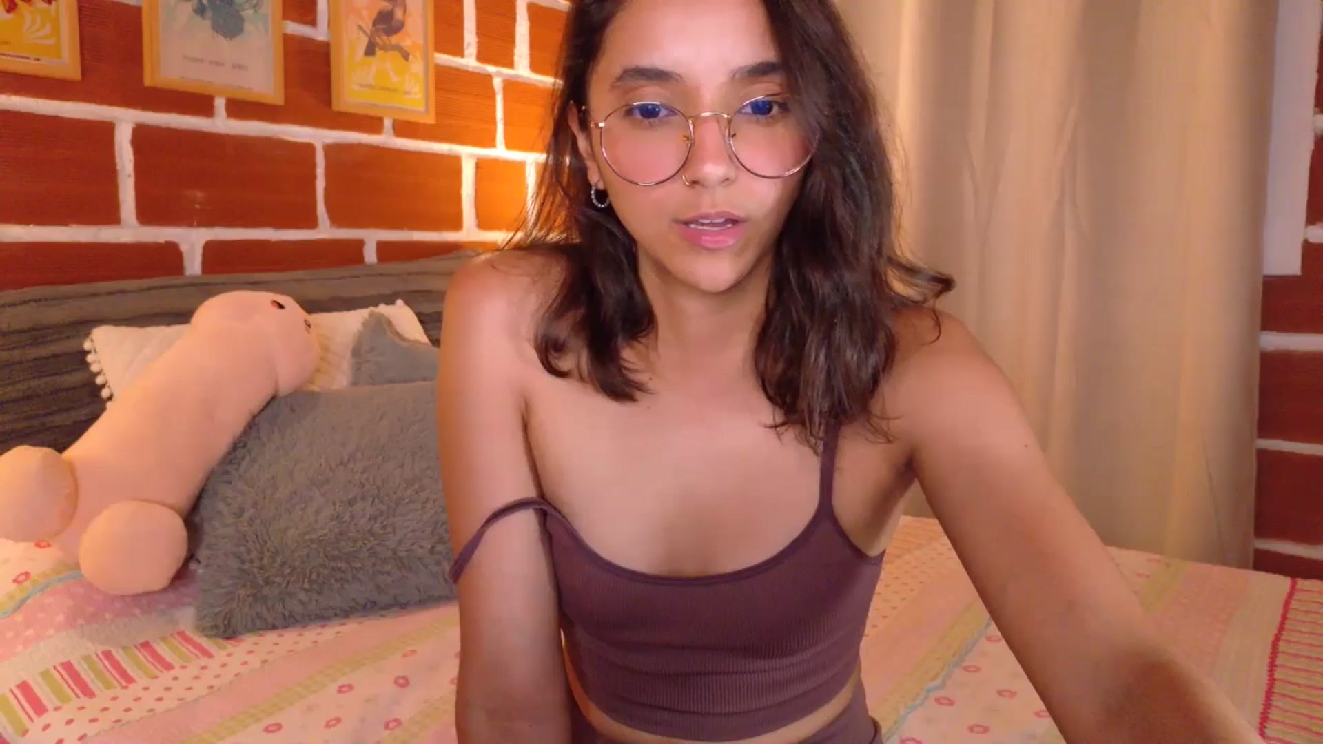 Gallery image thumbnail from NataliaMFC_'s myfreecams stream on, 01/22/2026, 04:47 image 17 of 20