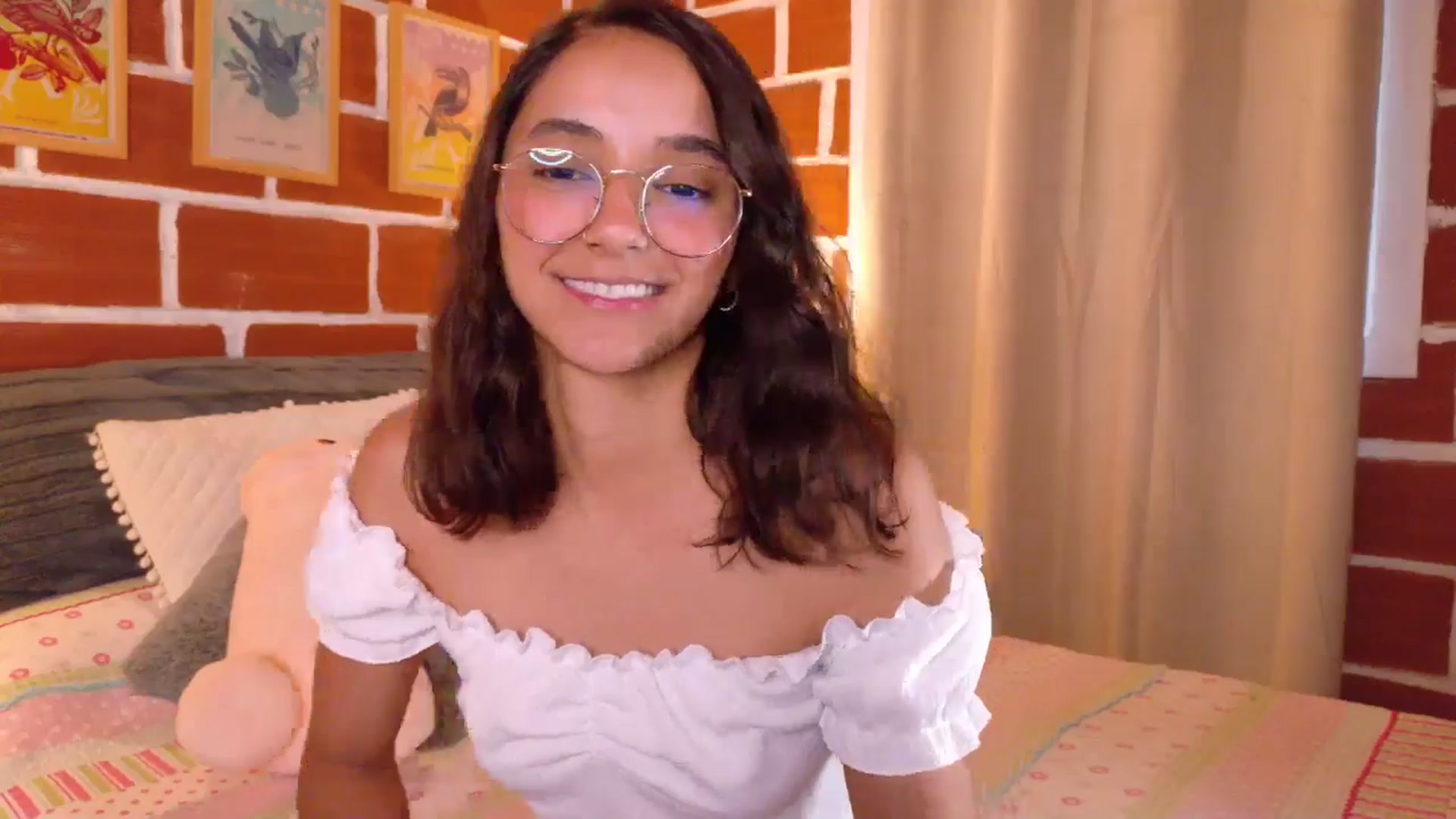 Gallery image thumbnail from NataliaMFC_'s myfreecams stream on, 01/22/2026, 18:58 image 16 of 20