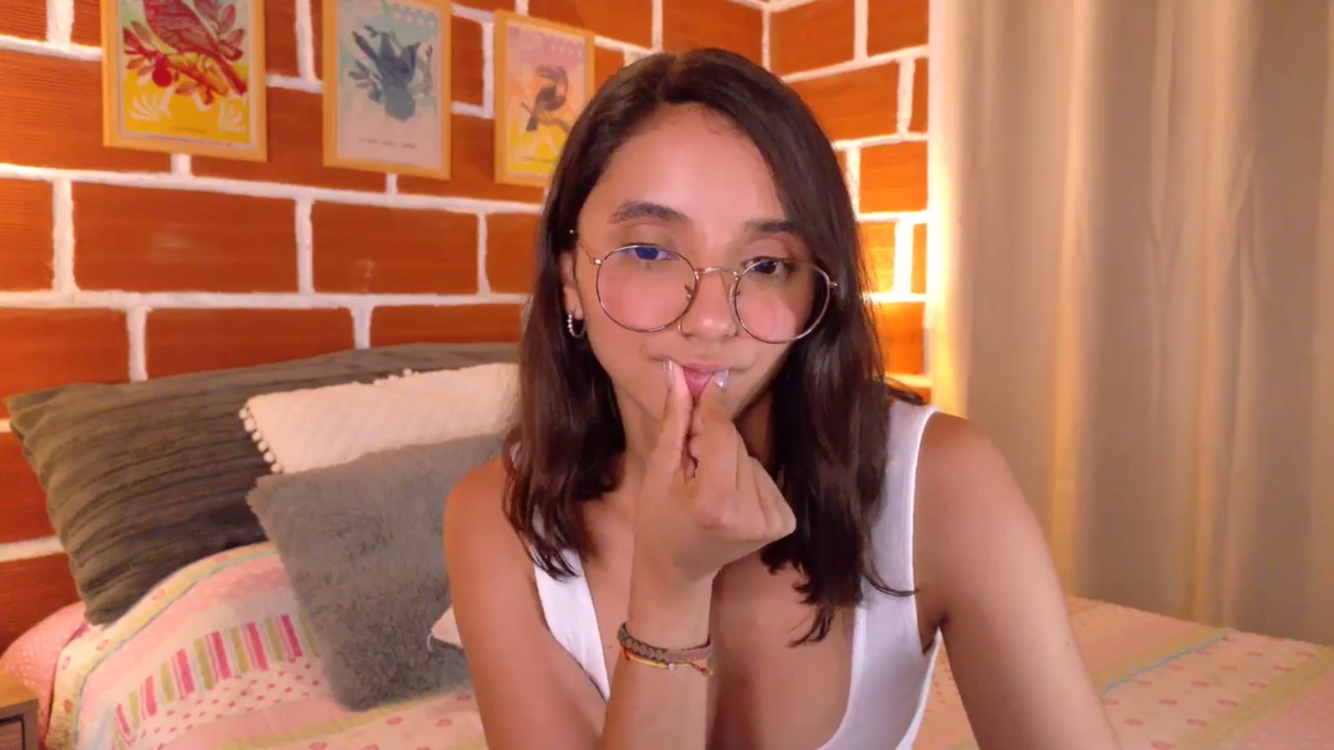 Gallery image thumbnail from NataliaMFC_'s myfreecams stream on, 01/28/2026, 24:48 image 14 of 20
