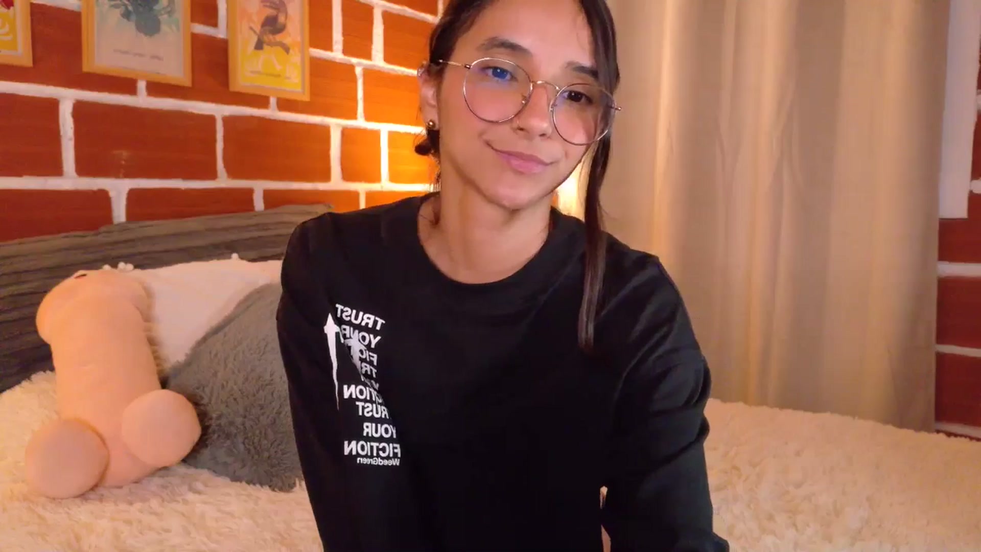 Gallery image thumbnail from NataliaMFC_'s myfreecams stream on, 02/05/2026, 05:50 image 4 of 20
