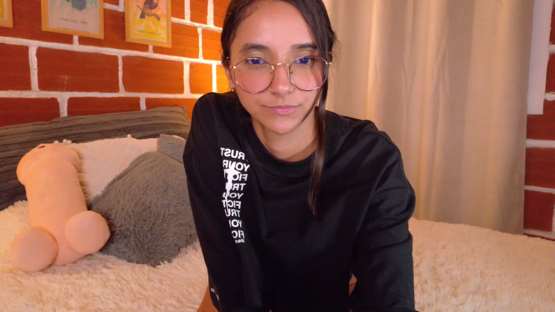 Gallery image thumbnail from NataliaMFC_'s myfreecams stream on, 02/05/2026, 05:50 image 11 of 20