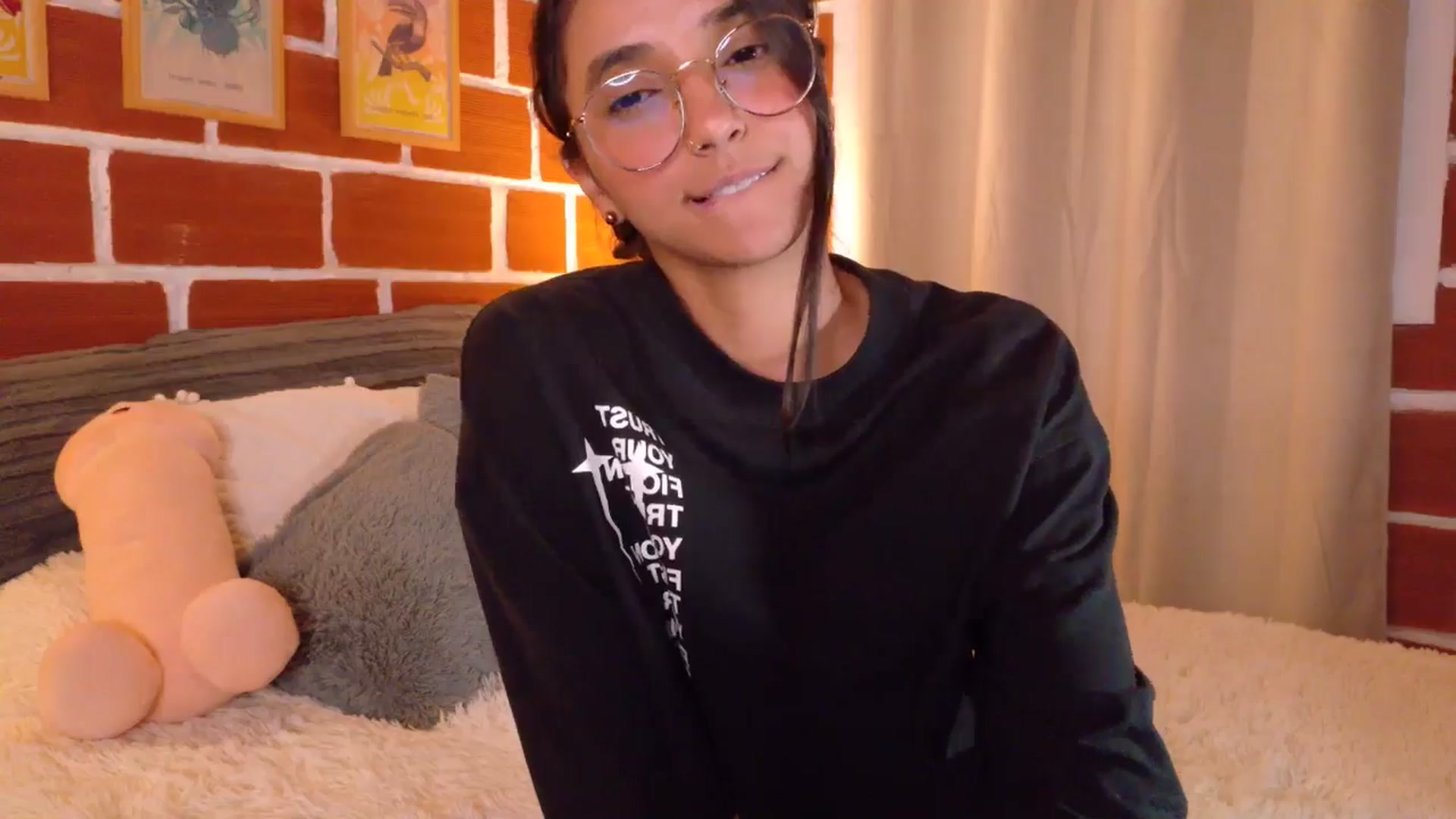 Gallery image thumbnail from NataliaMFC_'s myfreecams stream on, 02/05/2026, 05:50 image 6 of 20