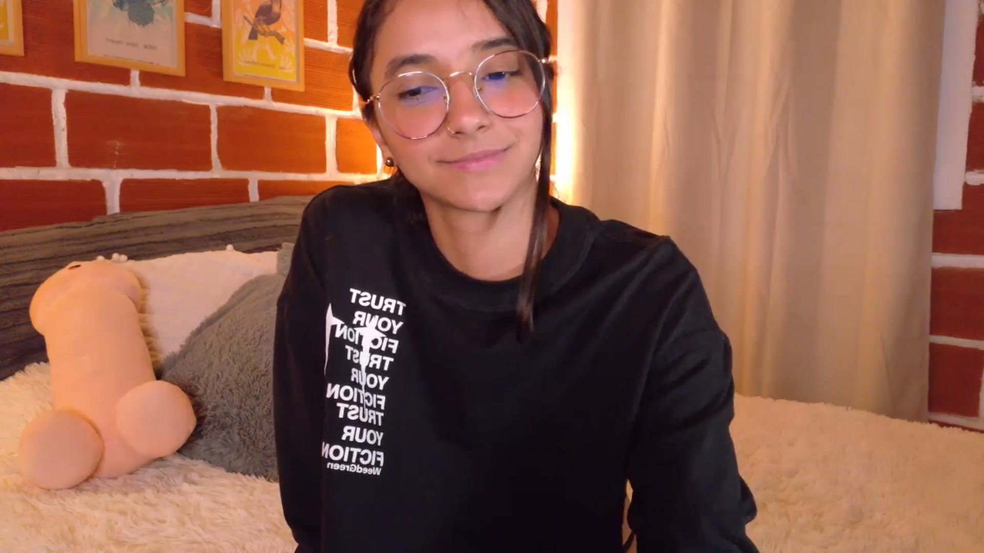 Gallery image thumbnail from NataliaMFC_'s myfreecams stream on, 02/05/2026, 05:50 image 8 of 20