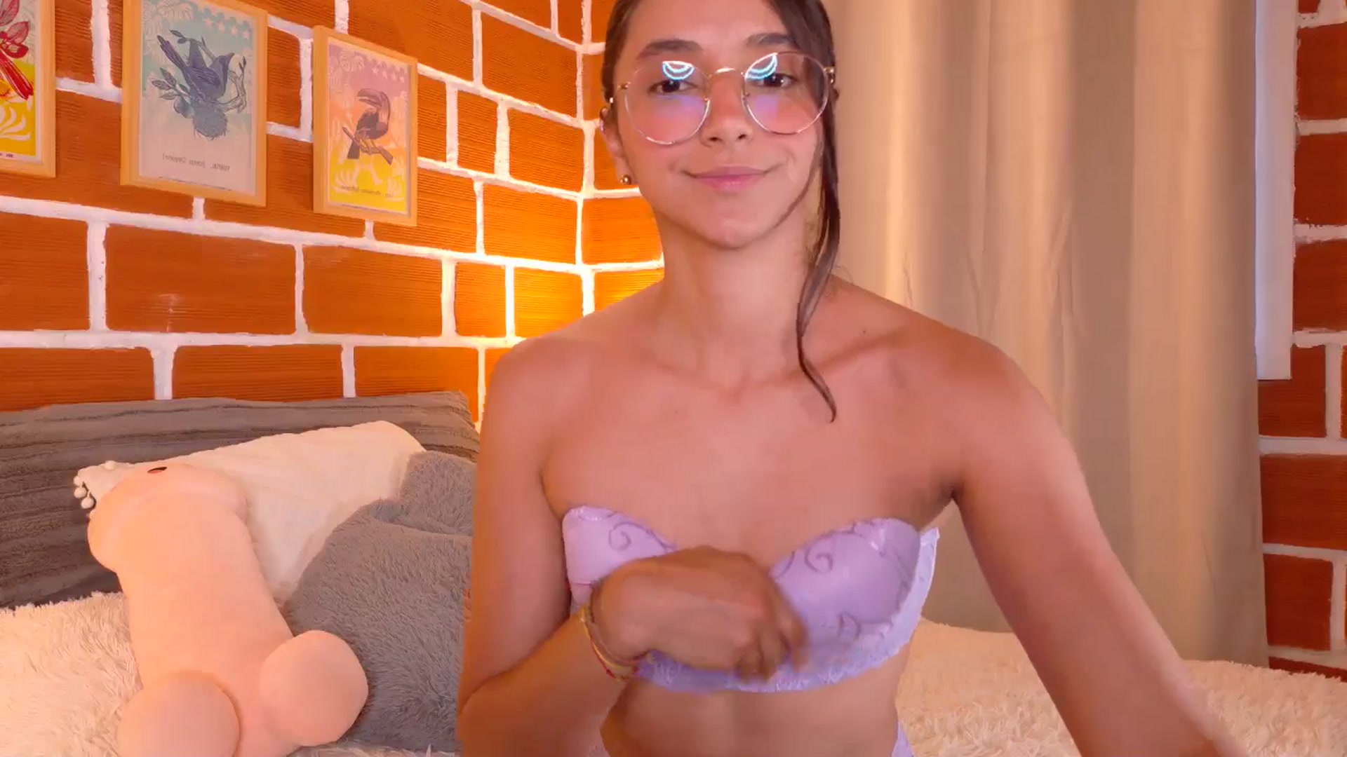 Gallery image thumbnail from NataliaMFC_'s myfreecams stream on, 02/12/2026, 20:59 image 4 of 20