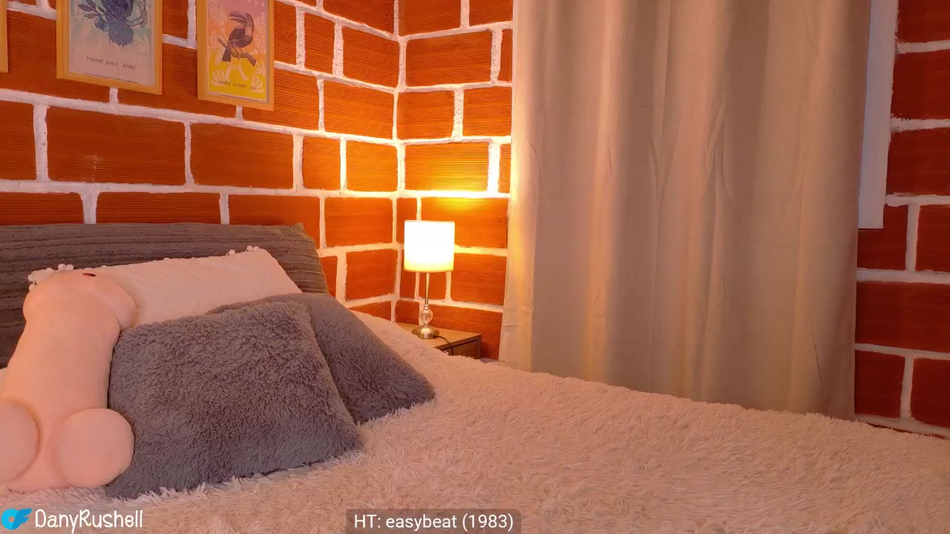 Gallery image thumbnail from NataliaMFC_'s myfreecams stream on, 02/17/2026, 23:41 image 5 of 20