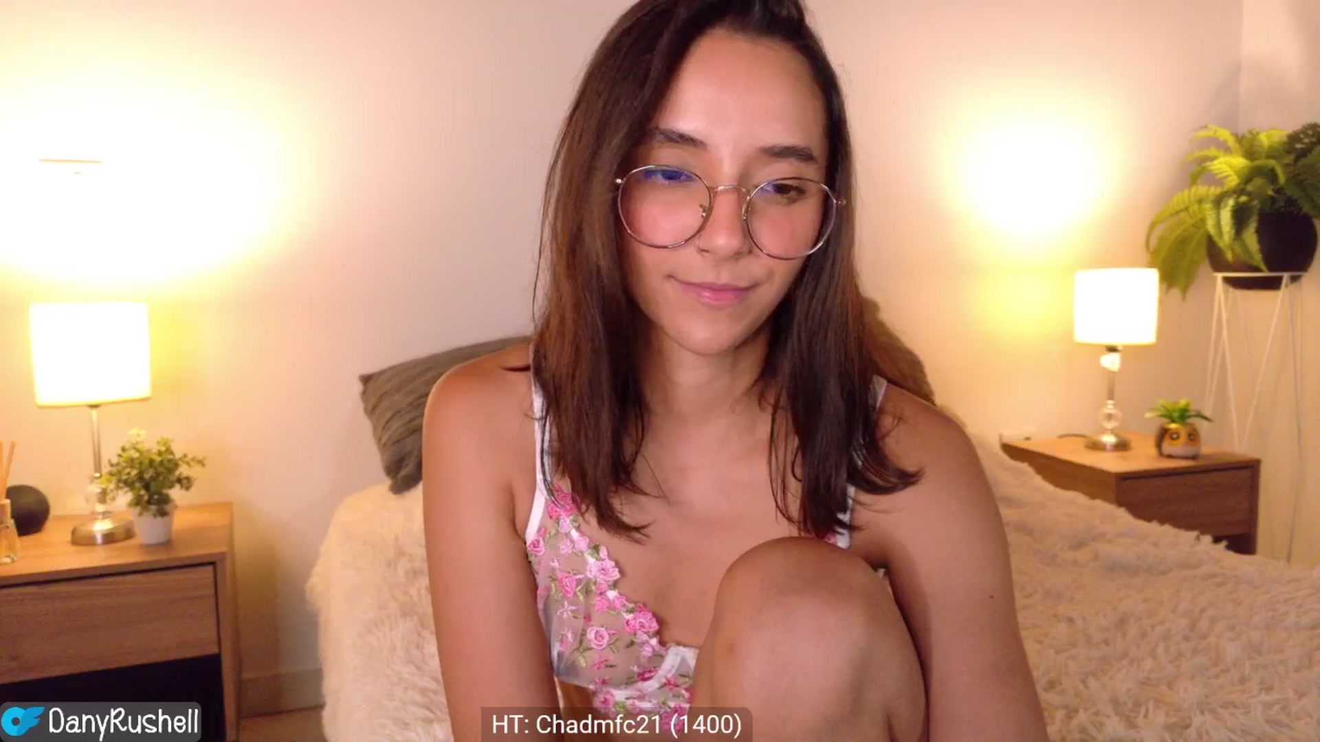 Gallery image thumbnail from NataliaMFC_'s myfreecams stream on, 03/04/2026, 03:41 image 3 of 20